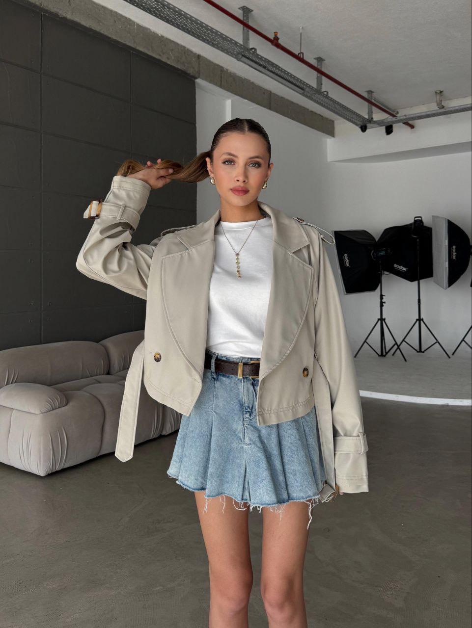 Ekru Kemerli Crop Trenç
