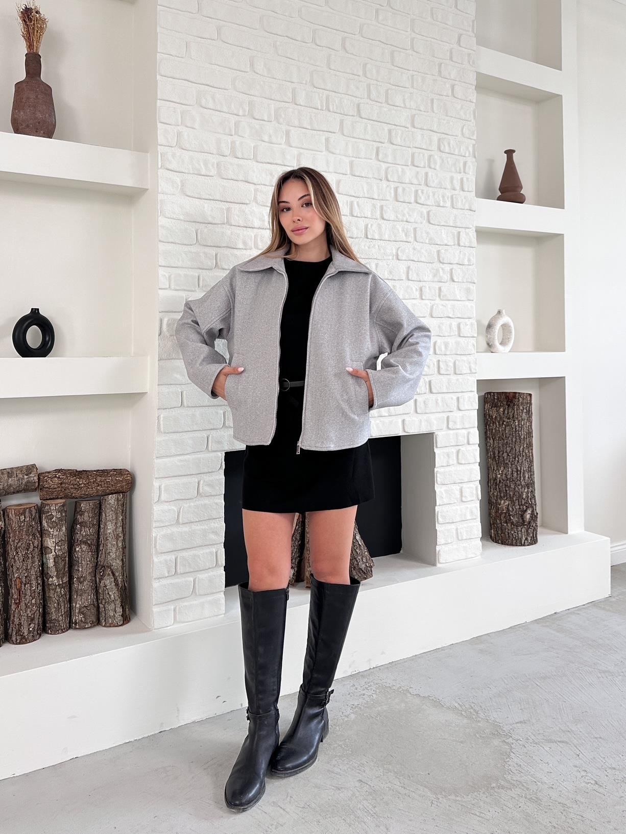 Gri Bomber Fermuarlı Buklet Ceket