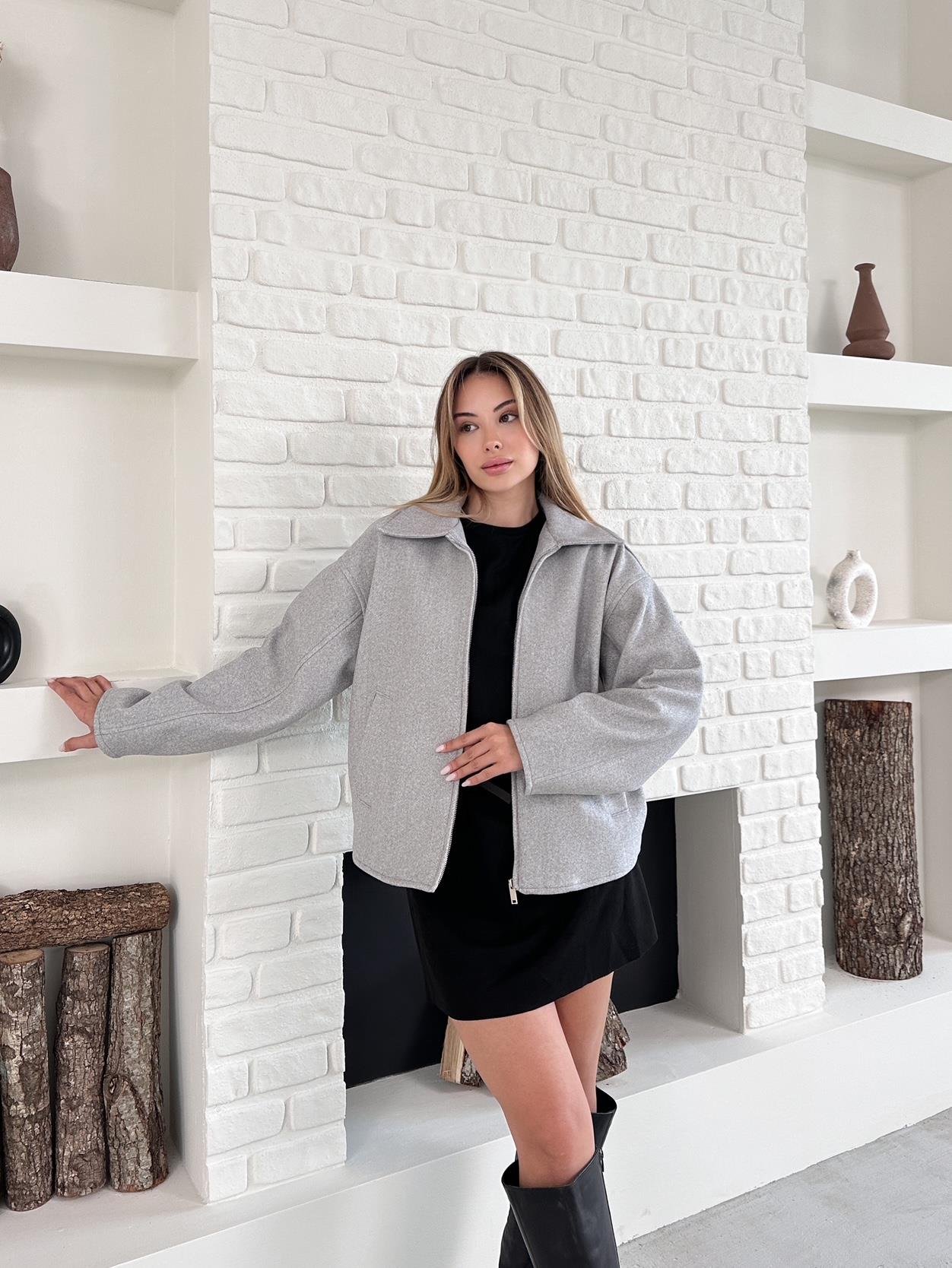 Gri Bomber Fermuarlı Buklet Ceket