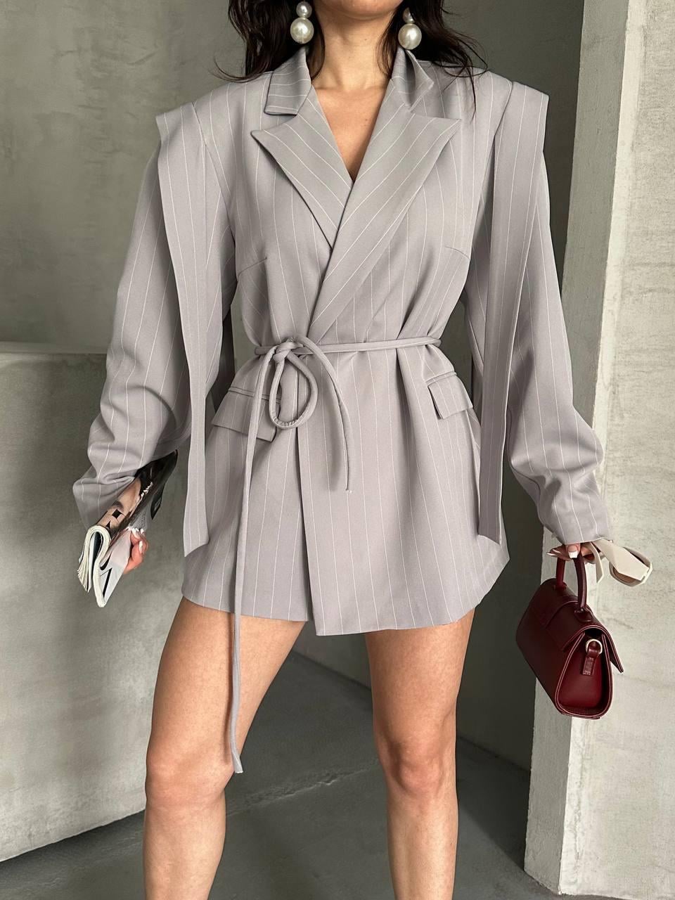 Gri Çizgili Bağlamalı Oversize Blazer Ceket