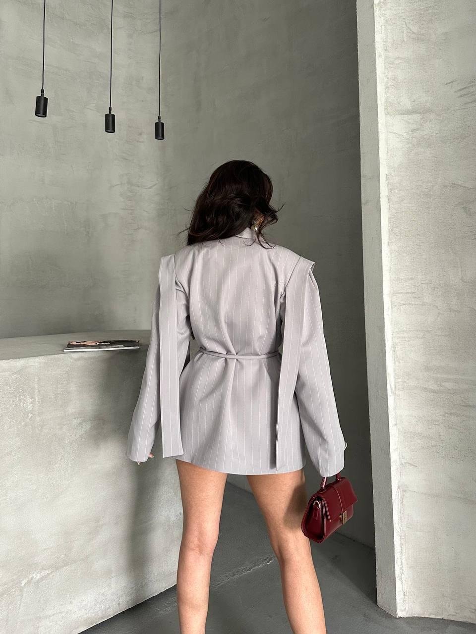 Gri Çizgili Bağlamalı Oversize Blazer Ceket