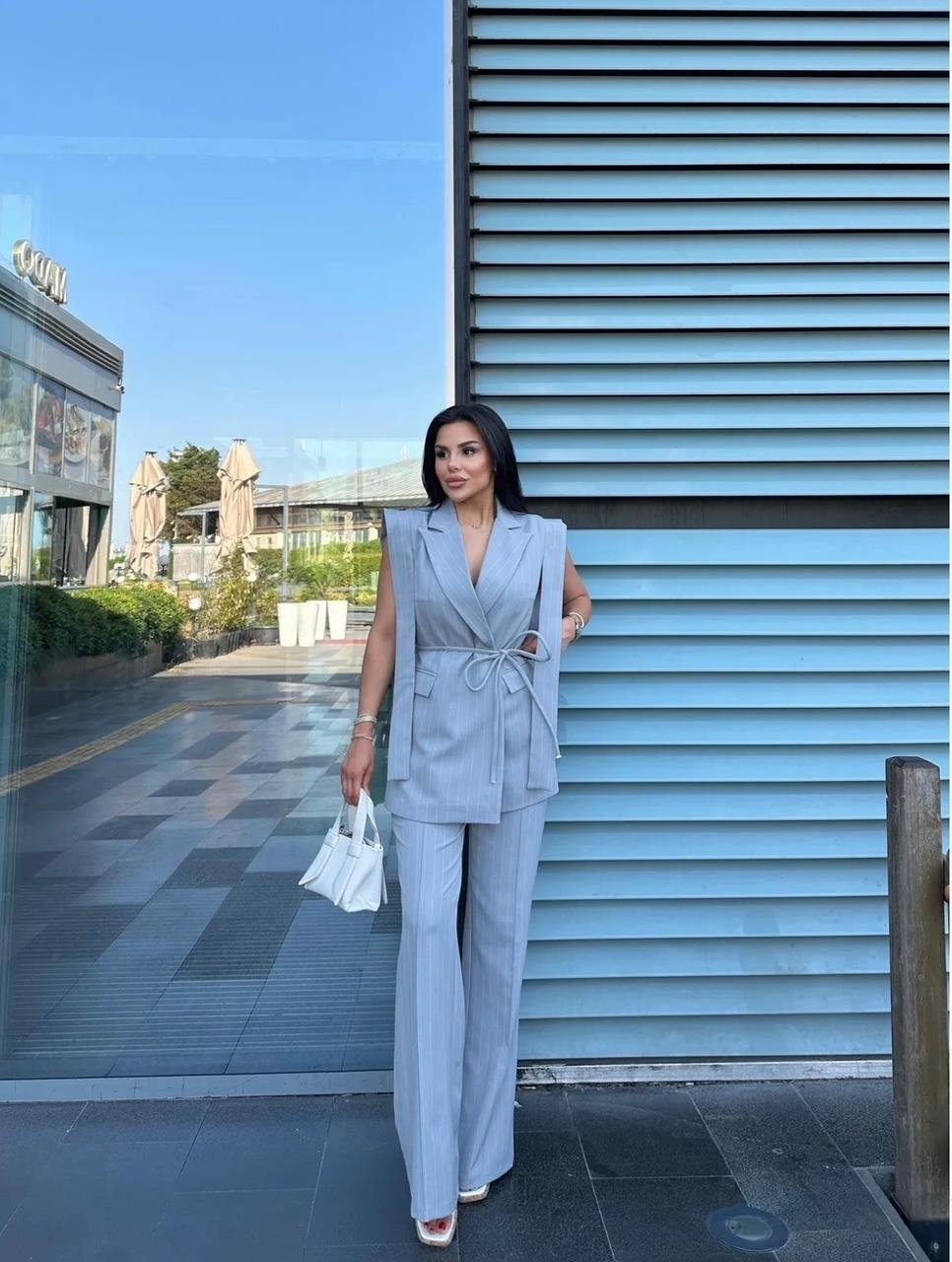 Gri Çizgili Bağlamalı Yelek Pantolon Blazer Takım