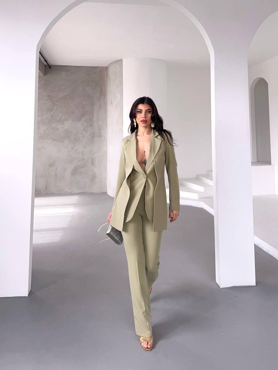 Haki Çift Kuşak Görünümlü Blazer Takım