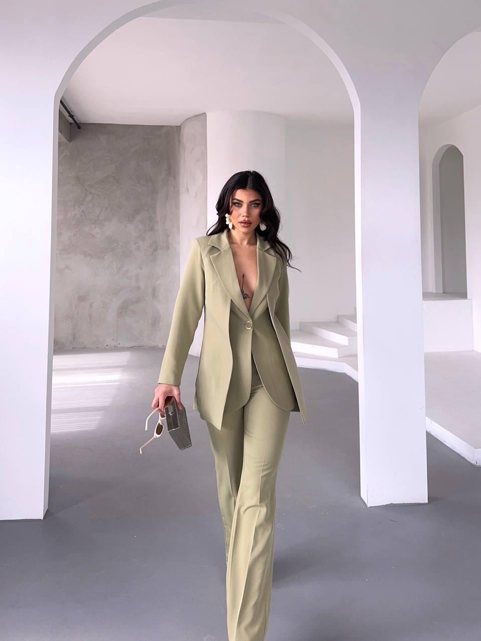 Haki Çift Kuşak Görünümlü Blazer Takım