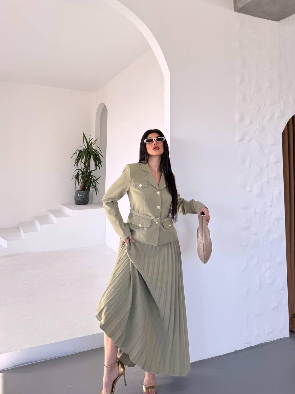 Haki Kemerli Pilise Etekli Blazer Takım