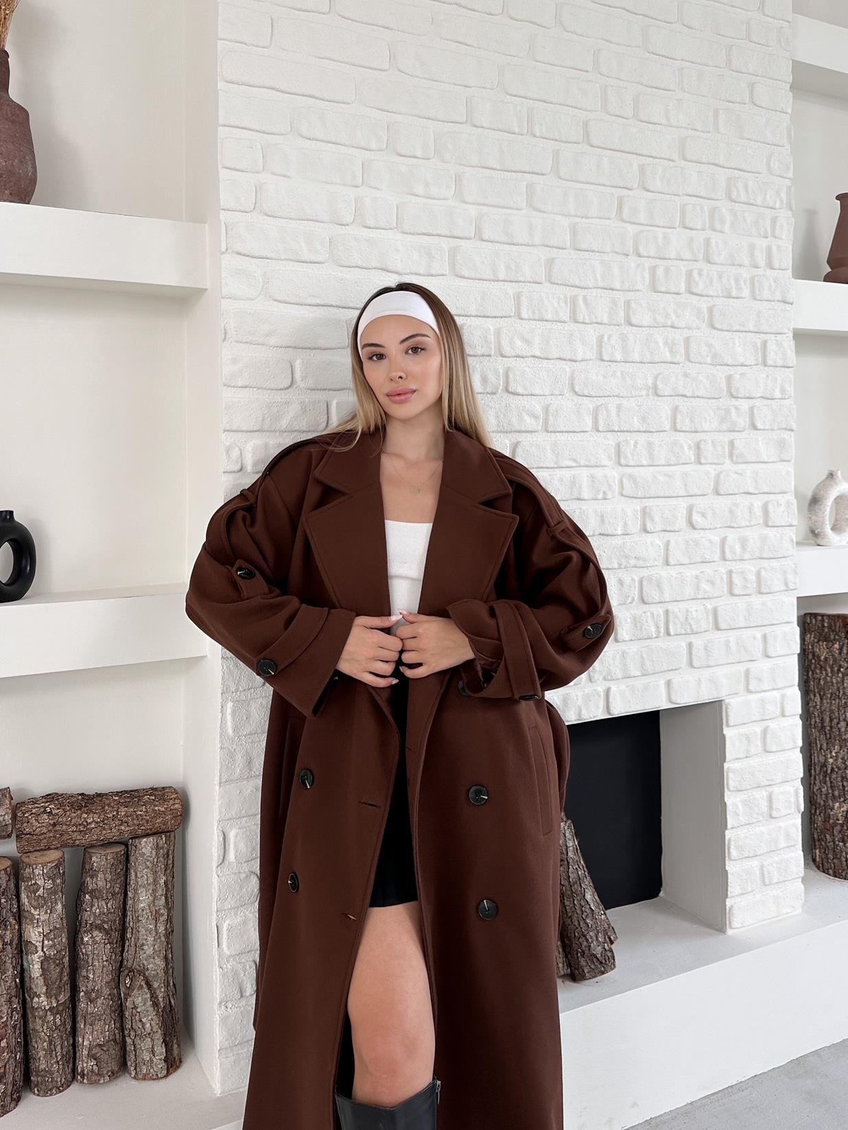 Kahverengi Kaşe Pelerinli Kuşaklı Düğmeli Oversize Kaban