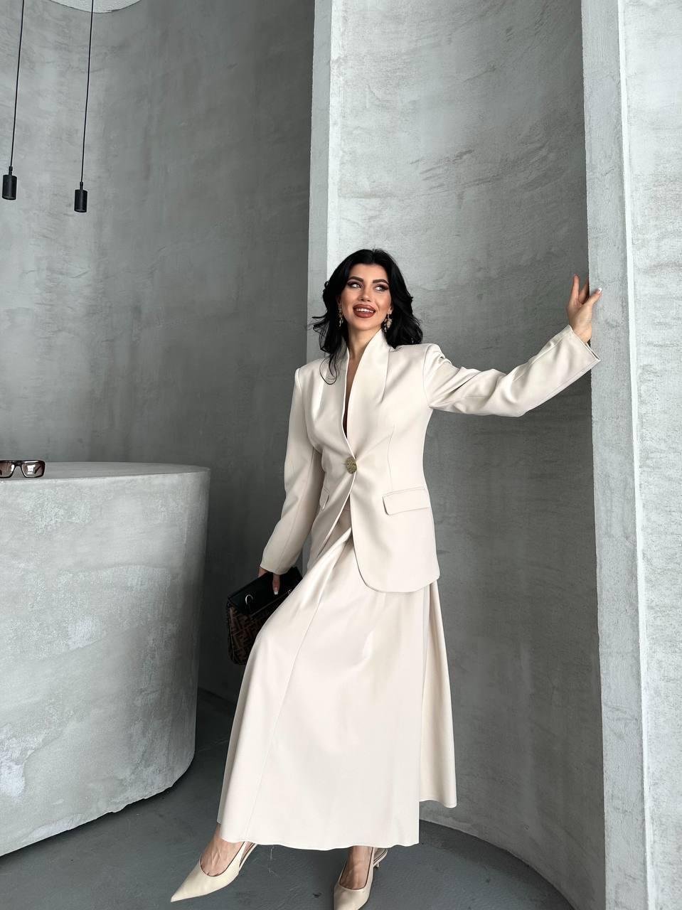 Krem Gold Düğmeli Ceket Etek Blazer Takım