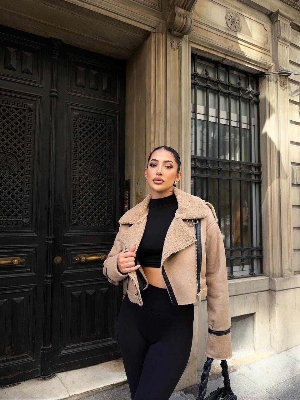 Krem Peluş Crop Süet Mont