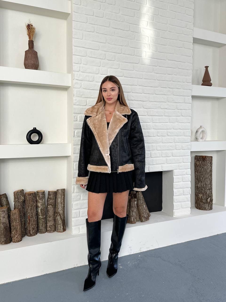 Krem Retro Desen Tay Tüy Peluş Mont Ceket