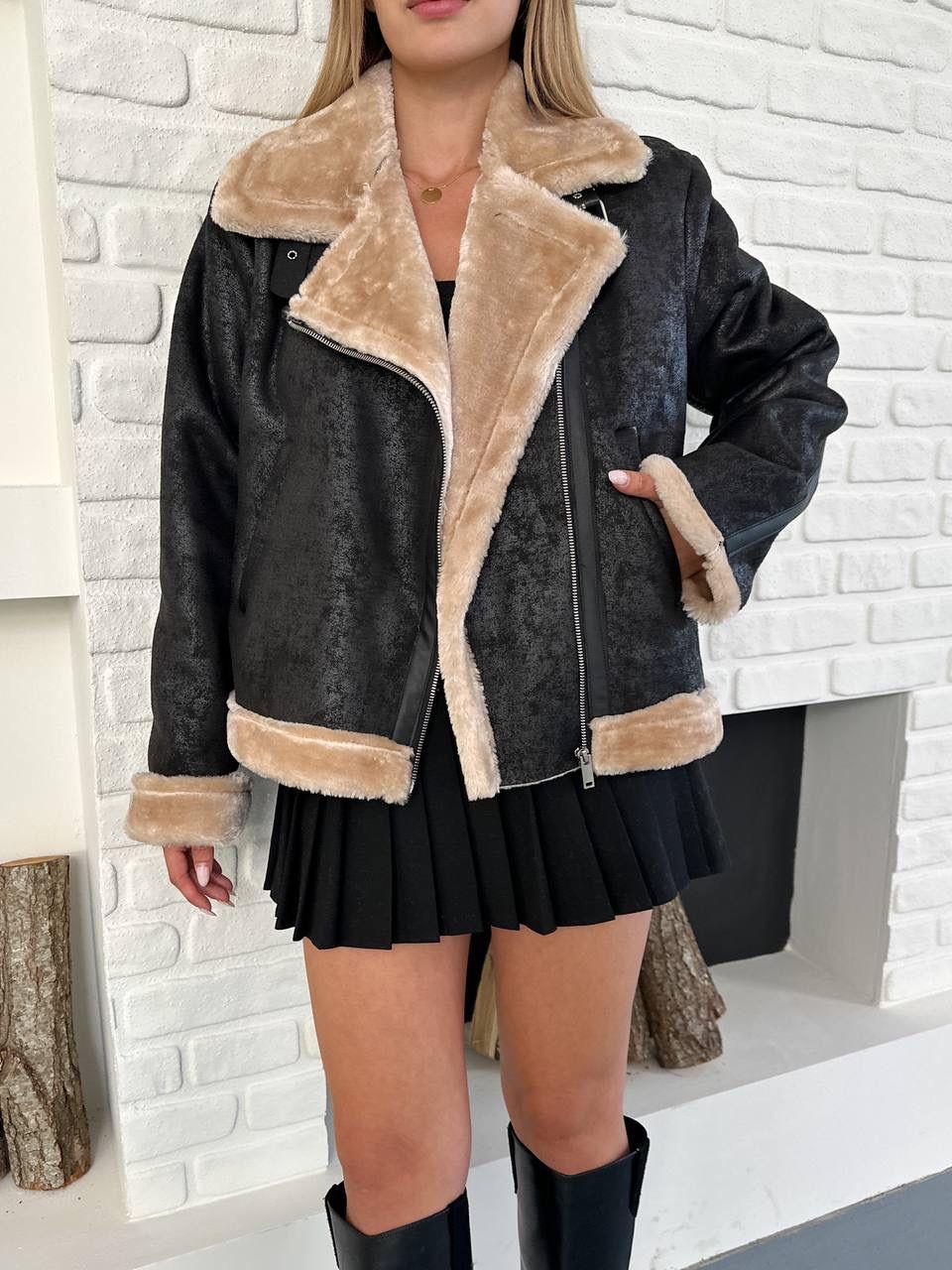Krem Retro Desen Tay Tüy Peluş Mont Ceket