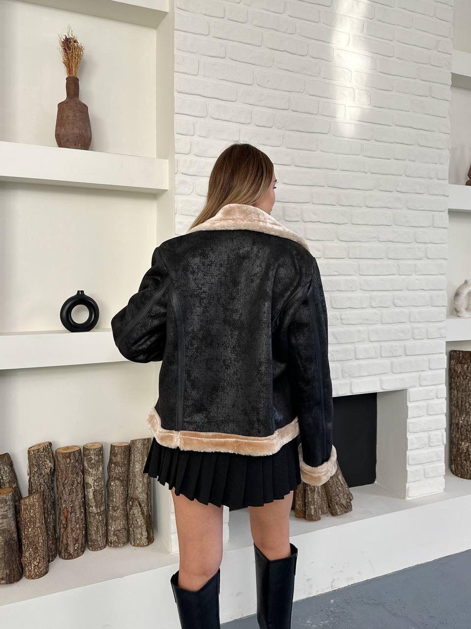 Krem Retro Desen Tay Tüy Peluş Mont Ceket