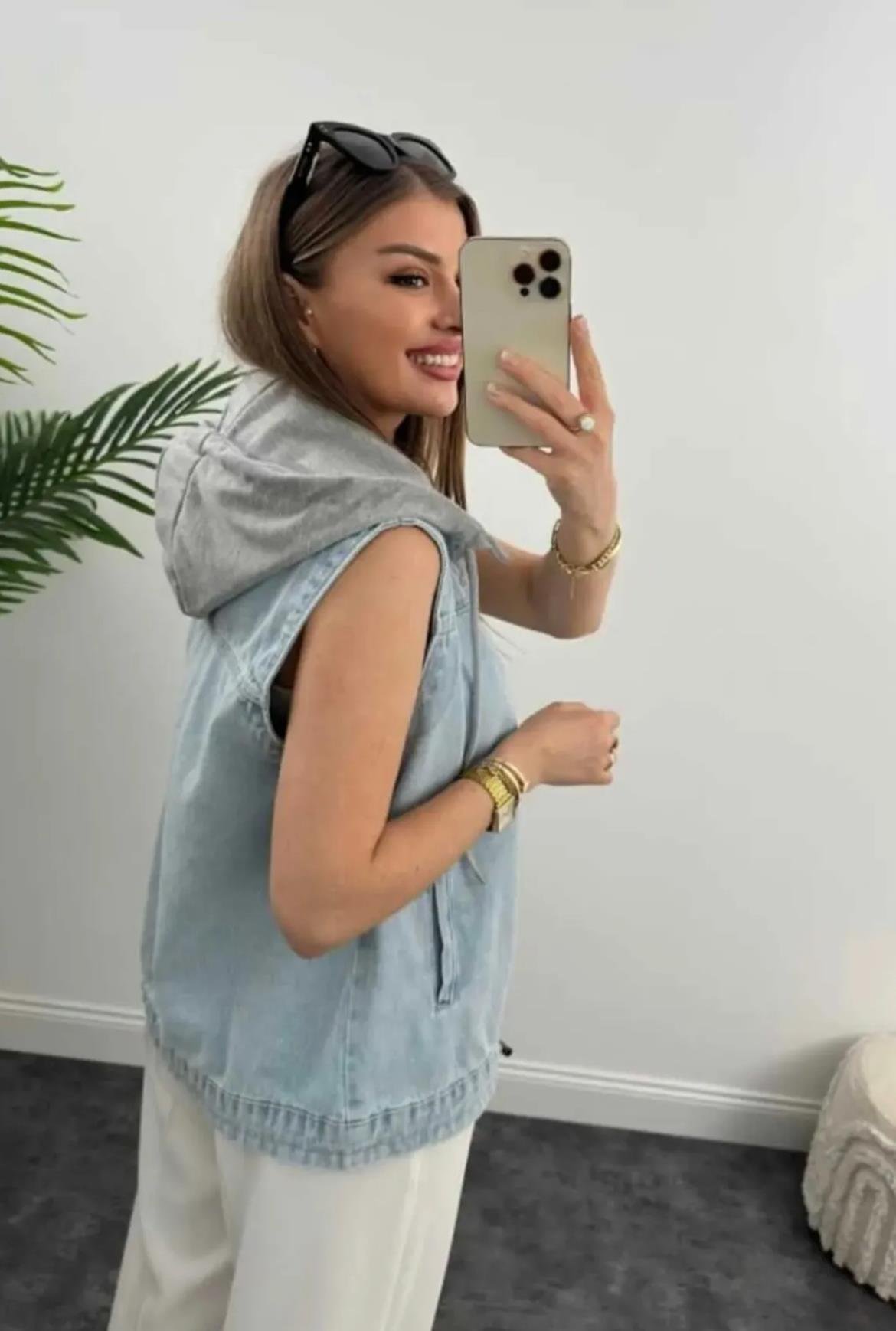 Mavi Gri Kapüşonlu Denim Yelek 