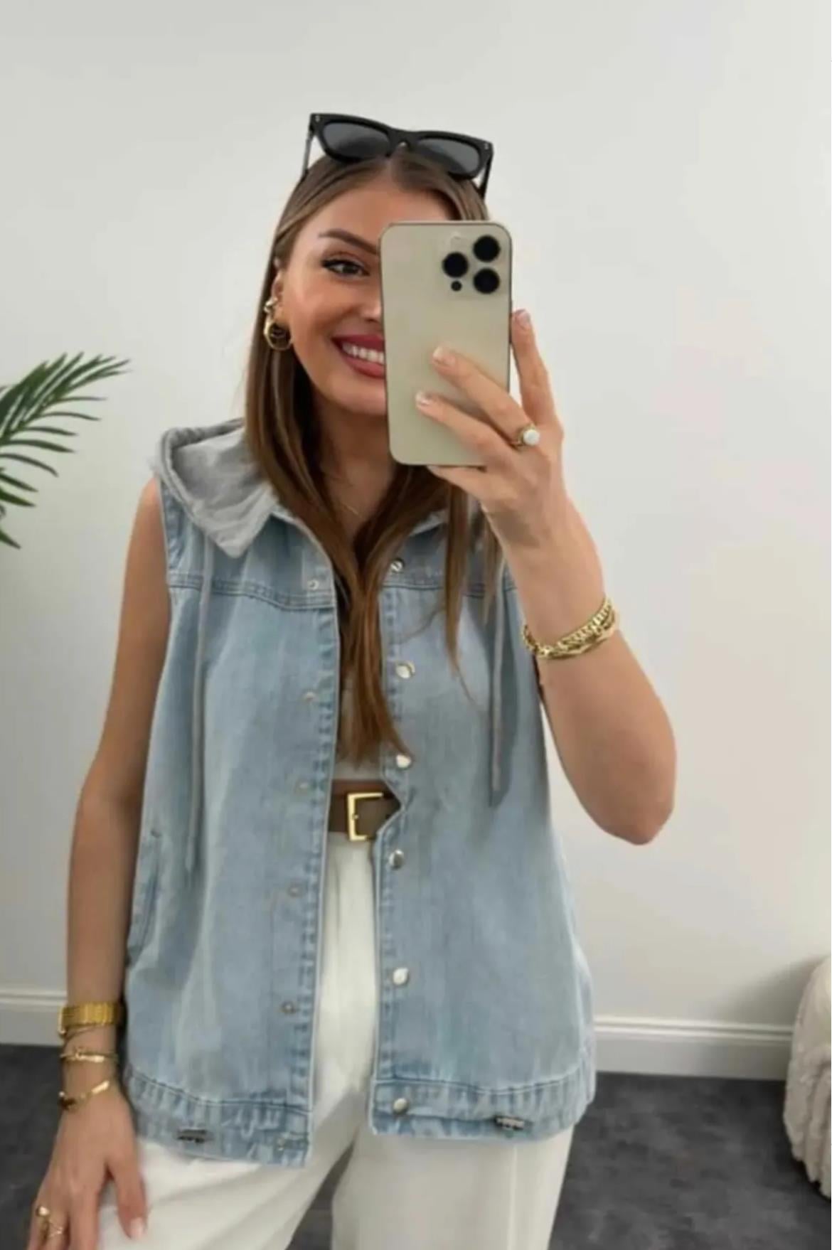 Mavi Gri Kapüşonlu Denim Yelek 
