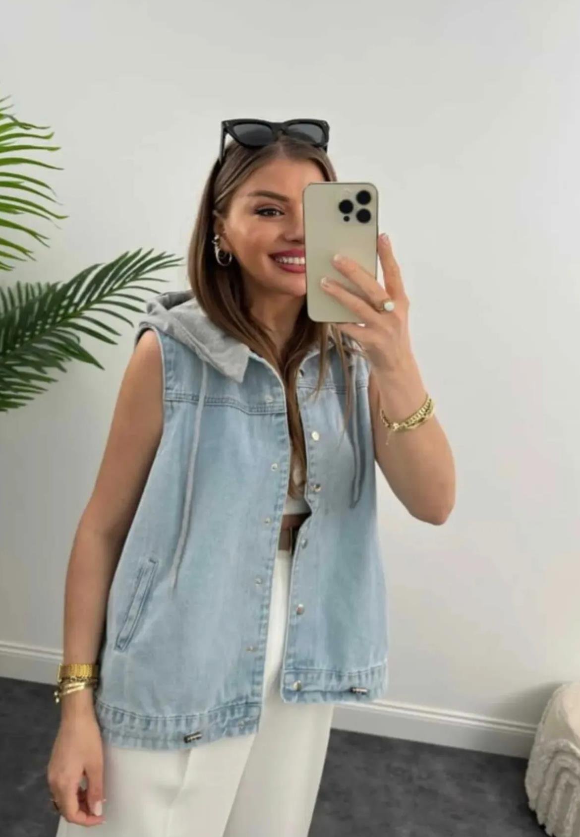 Mavi Gri Kapüşonlu Denim Yelek 