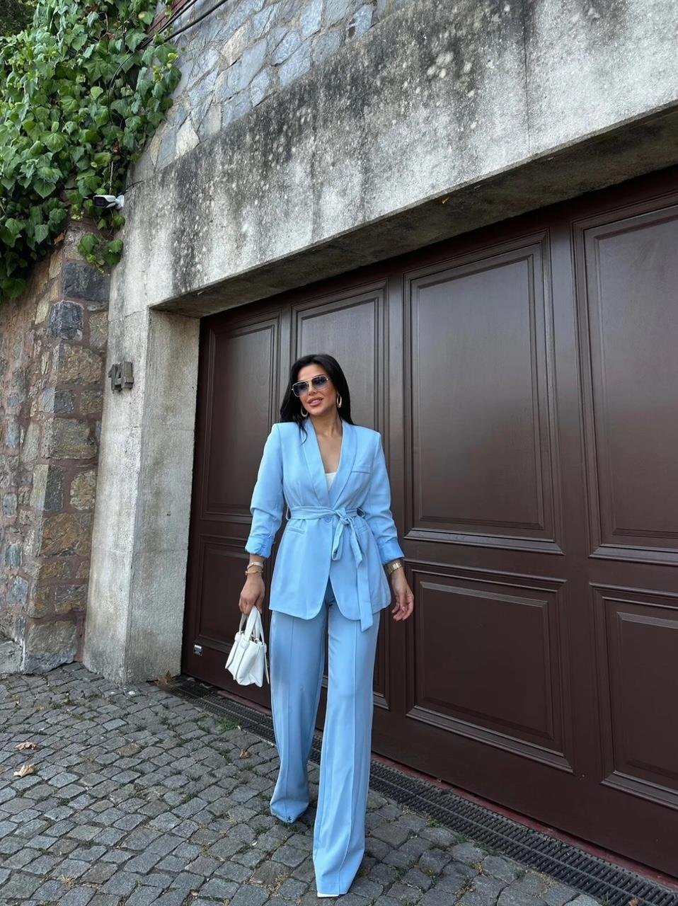 Mavi Kuşaklı Blazer Takım