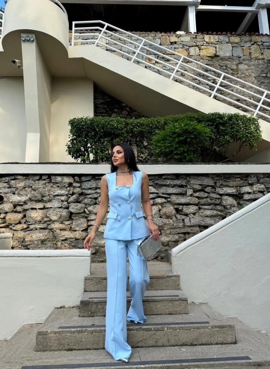 Mavi Taş Düğmeli Yelek Pantolon Blazer Takım