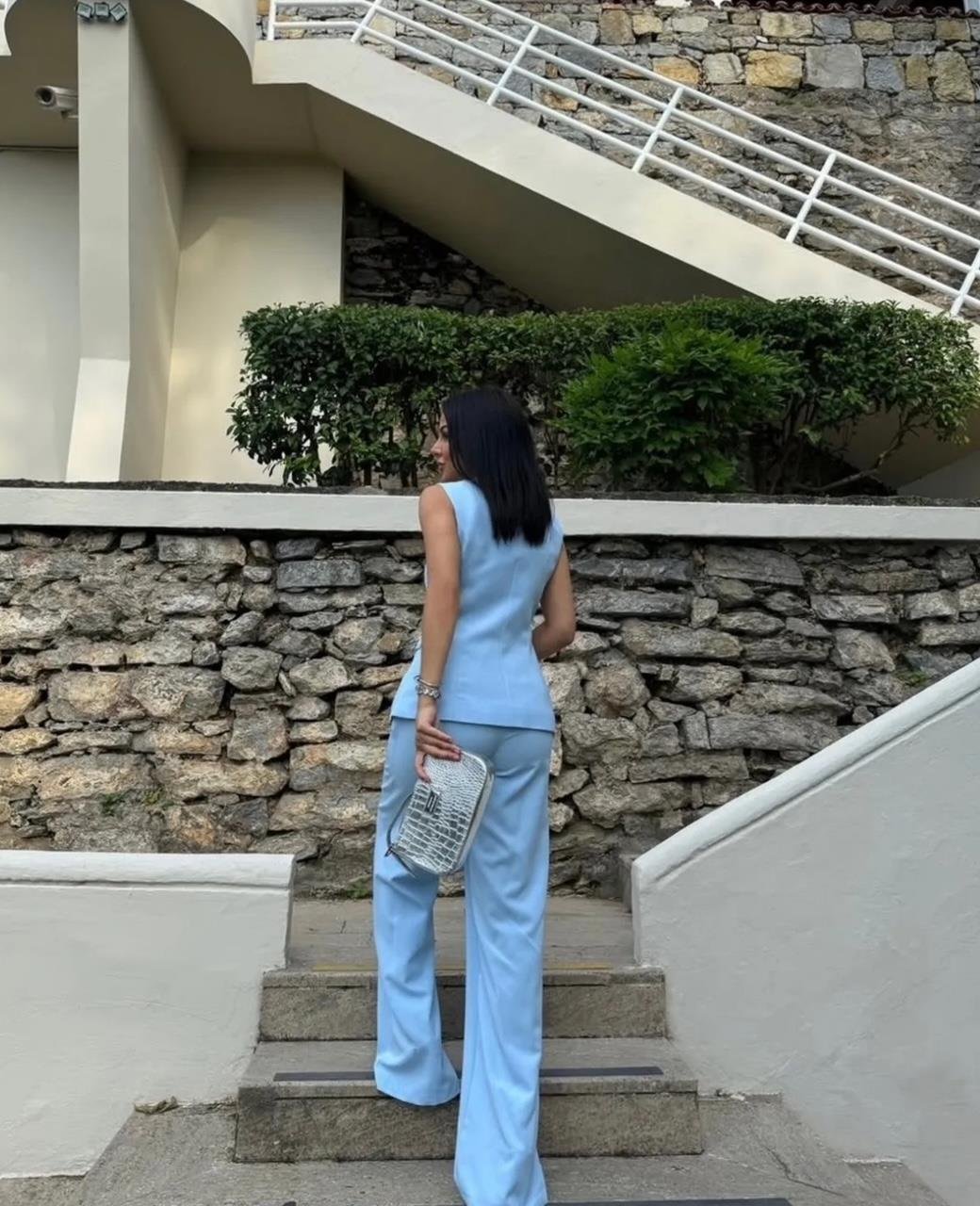 Mavi Taş Düğmeli Yelek Pantolon Blazer Takım