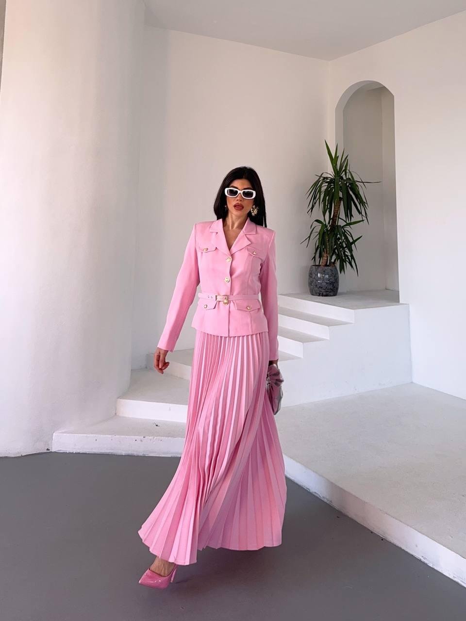 Pembe  Kemerli Pilise Etekli Blazer Takım