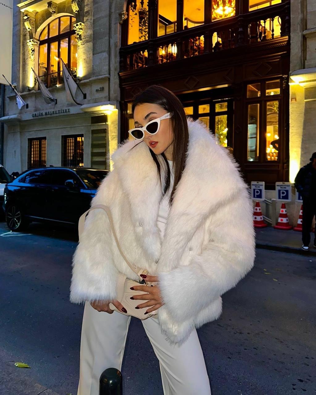 Premium Oversize Kürk Beyaz