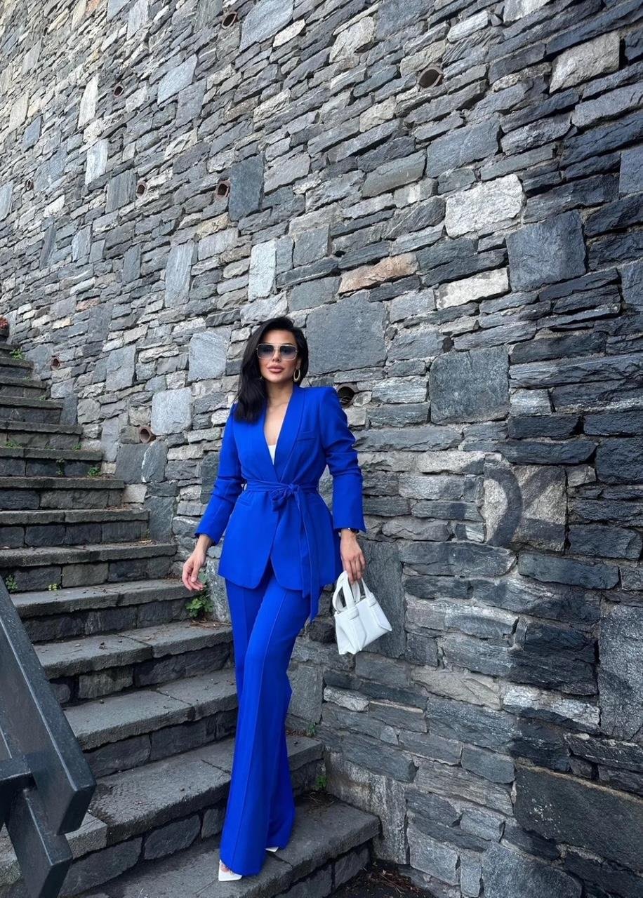 Saks Kuşaklı Blazer Takım