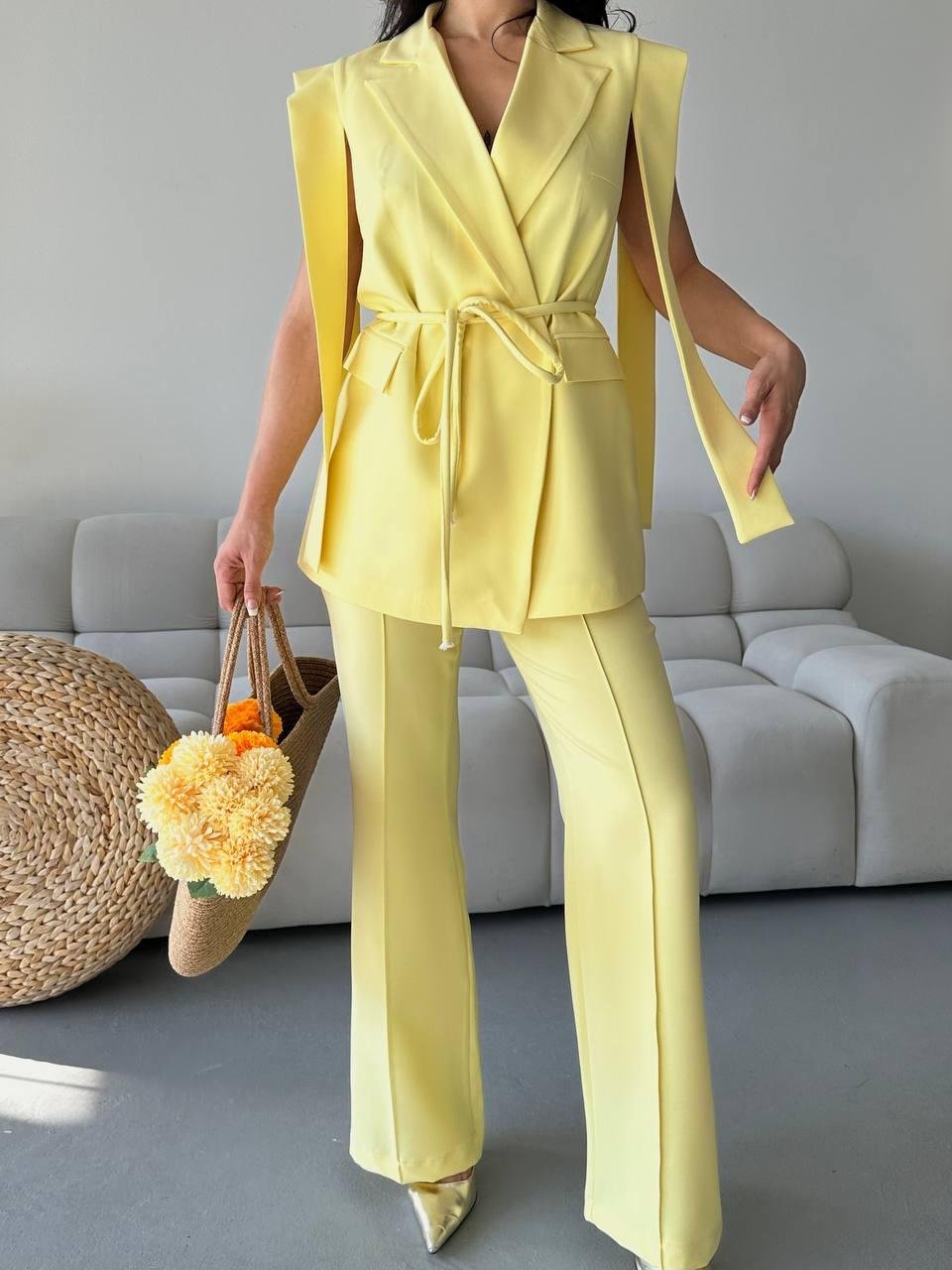 Sarı Bağlamalı Yelek Pantolon Blazer Takım