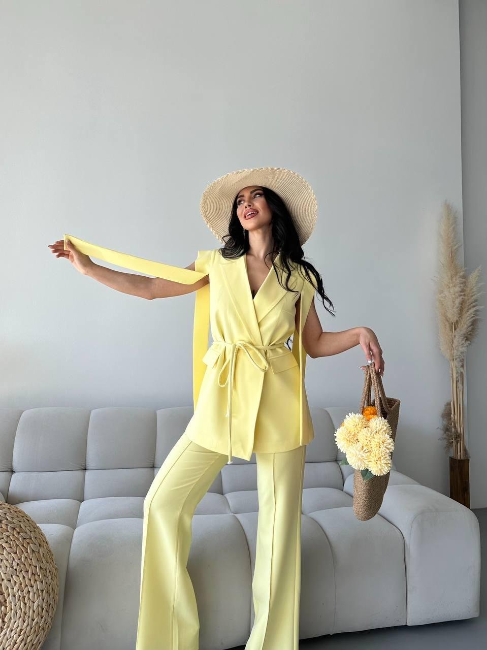 Sarı Bağlamalı Yelek Pantolon Blazer Takım