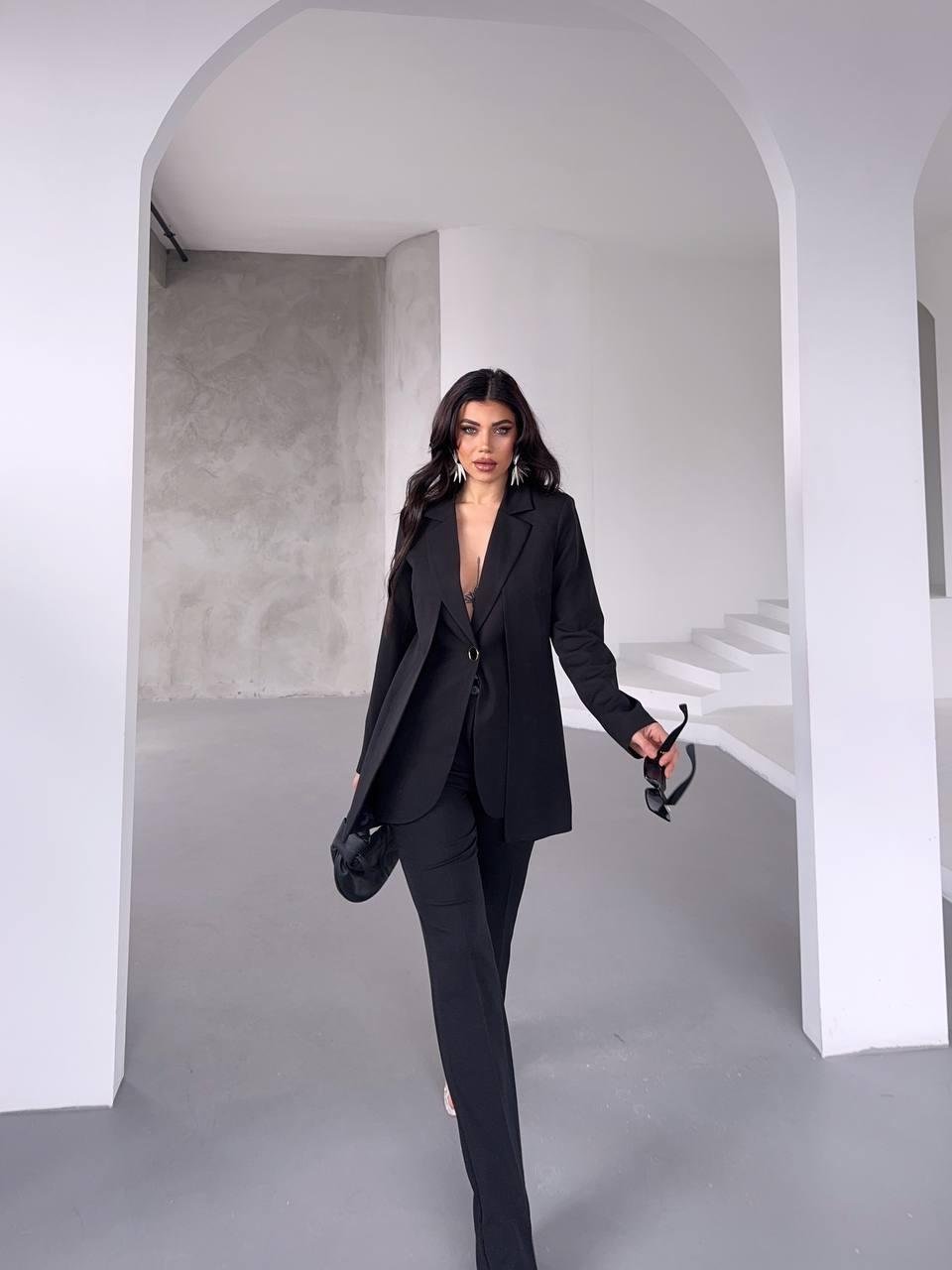 Siyah Çift Kuşak Görünümlü Blazer Takım