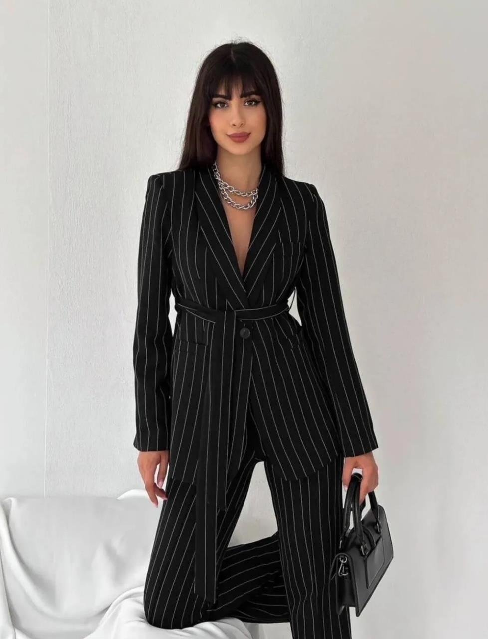Siyah Çizgili Kuşaklı Blazer Takım