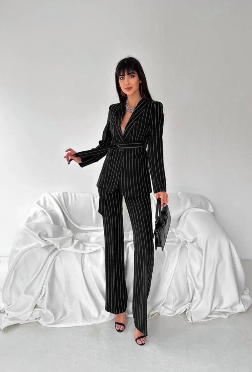 Siyah Çizgili Kuşaklı Blazer Takım