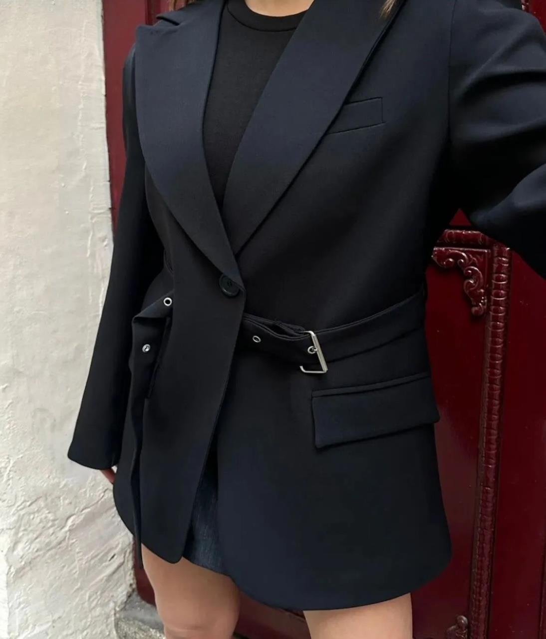 Siyah Kemerli Blazer Ceket