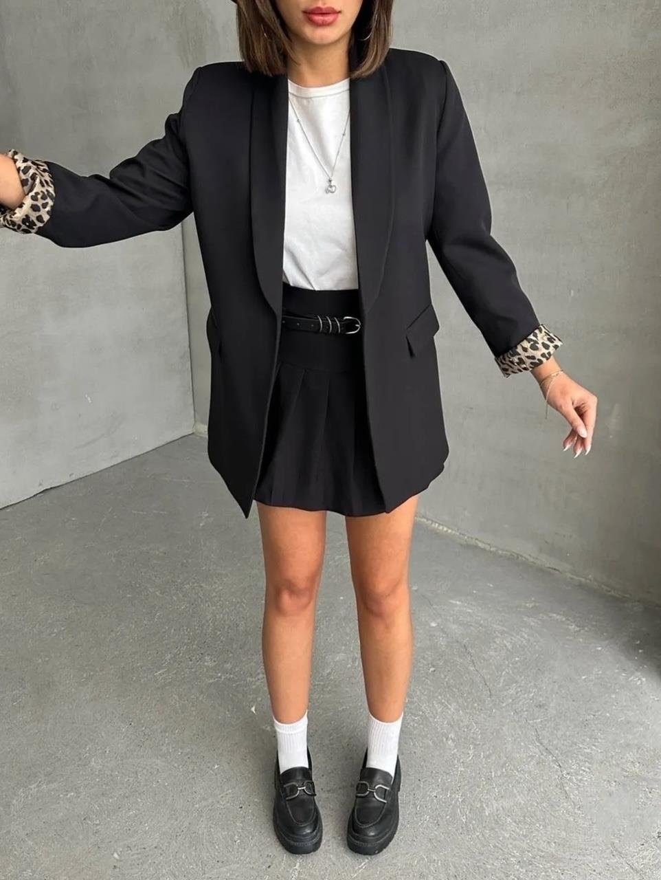 Siyah Leopar Astarlı Blazer Ceket