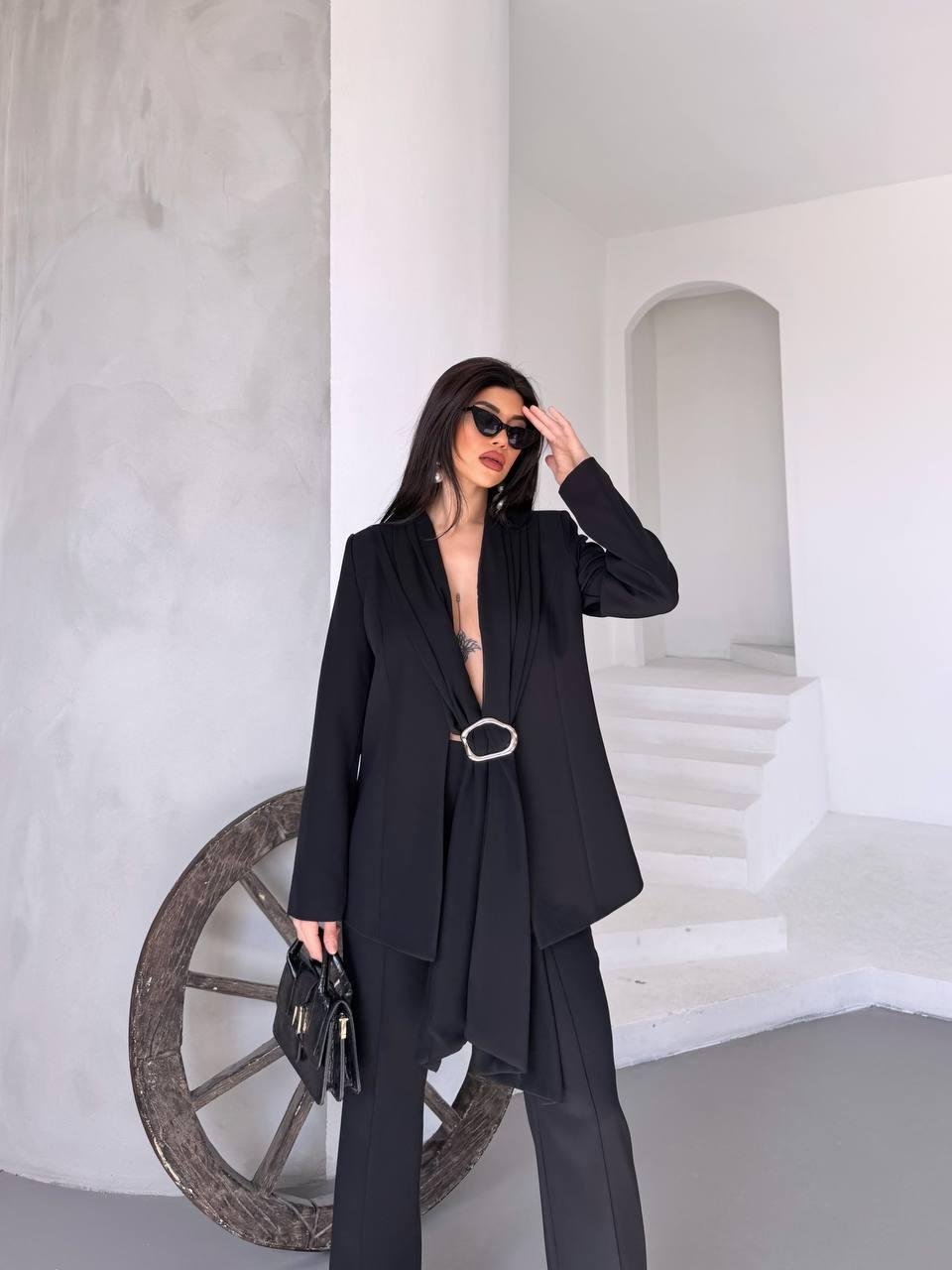 Siyah Şal Görünümlü Blazer Takım