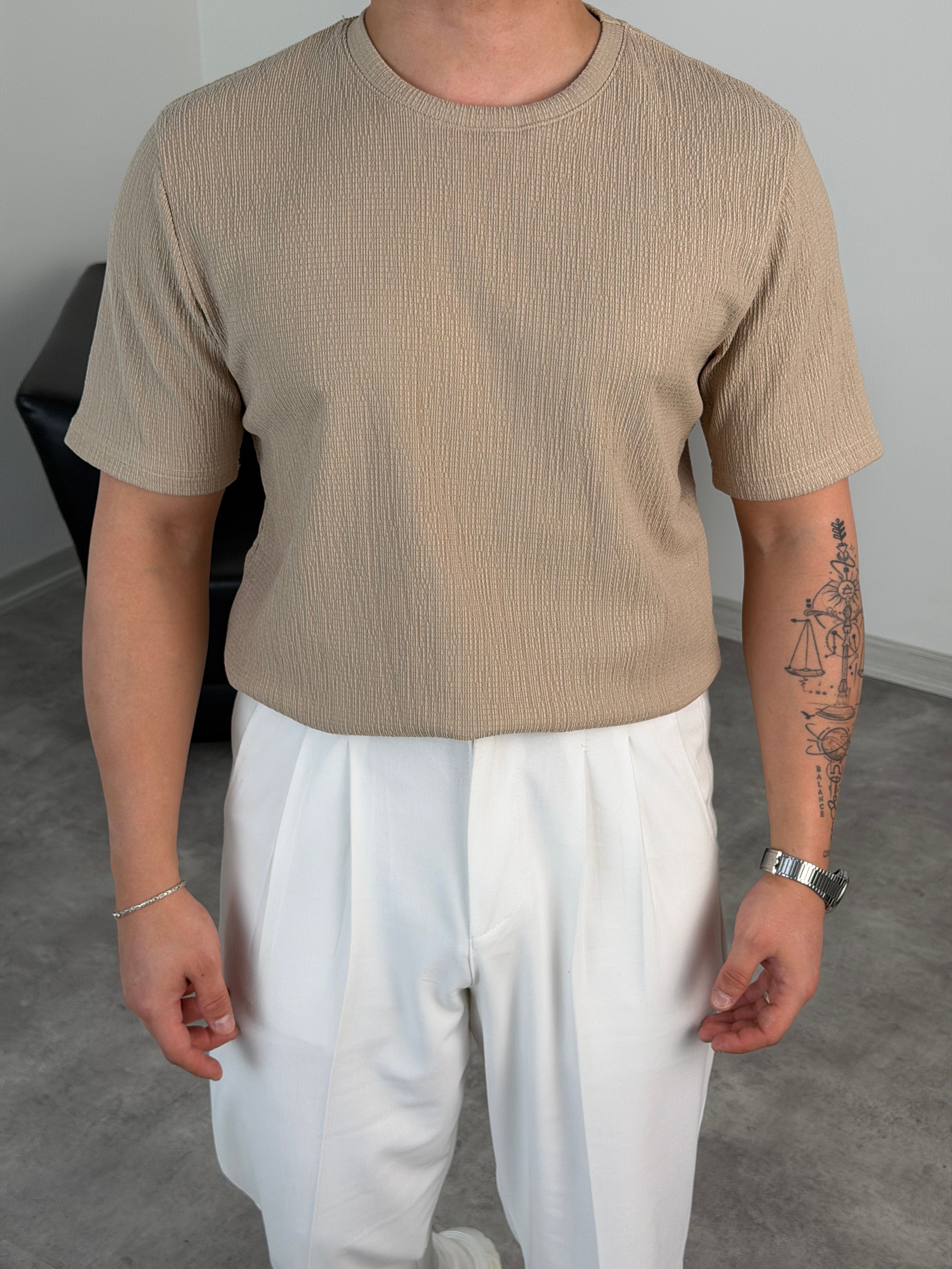 BASİC ÖRME BÜRÜMCÜK TİŞÖRT BEJ