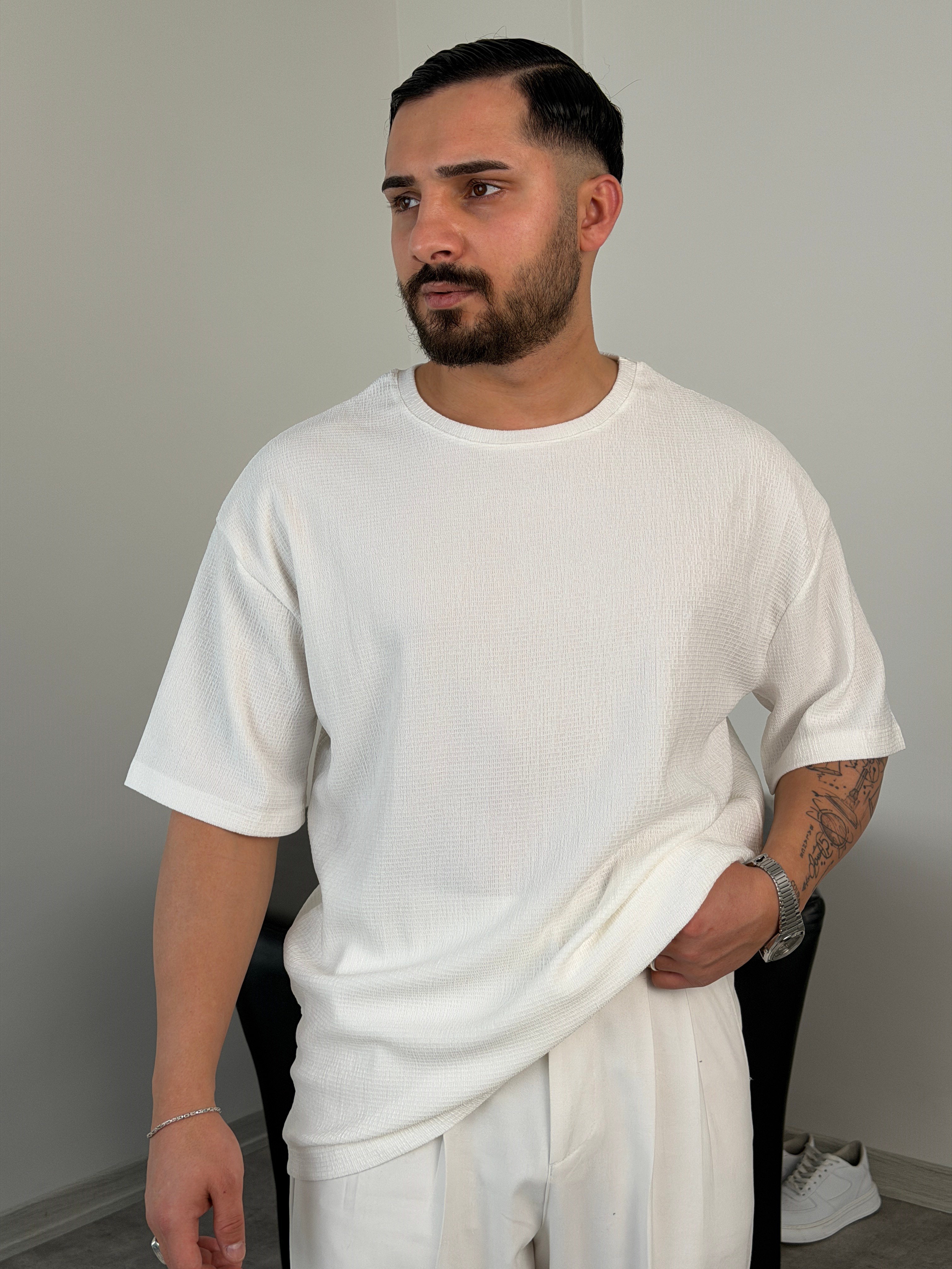 BASİC ÖRME BÜRÜMCÜK TİŞÖRT BEYAZ