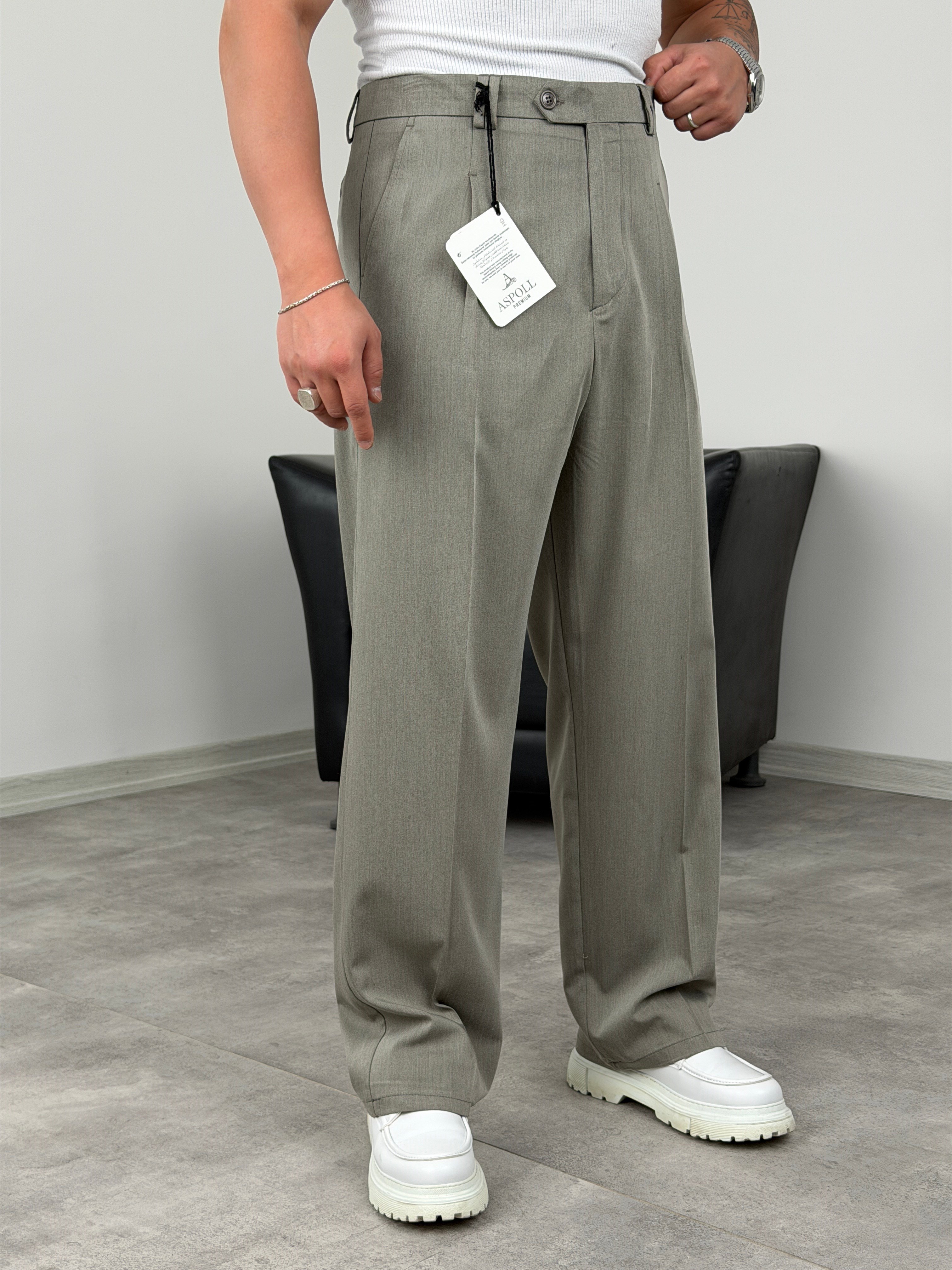 DİL DETAYLI PİLELİ VİSKON SUPER BAGGY PANTOLON ÇAĞLA YEŞİLİ