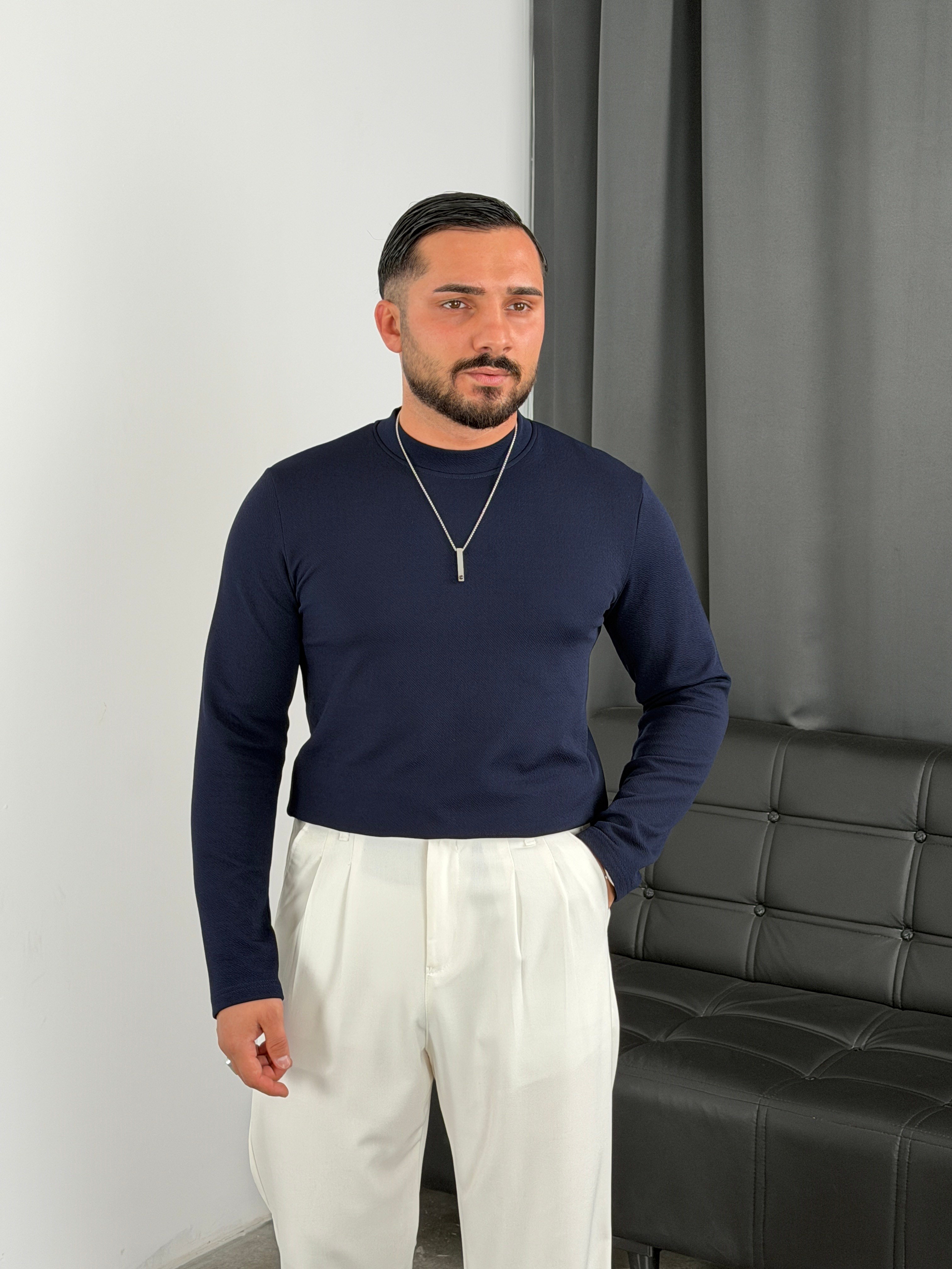 Krep Balıkçı Yaka İçi Şardonlu Sweatshirt Lacivert
