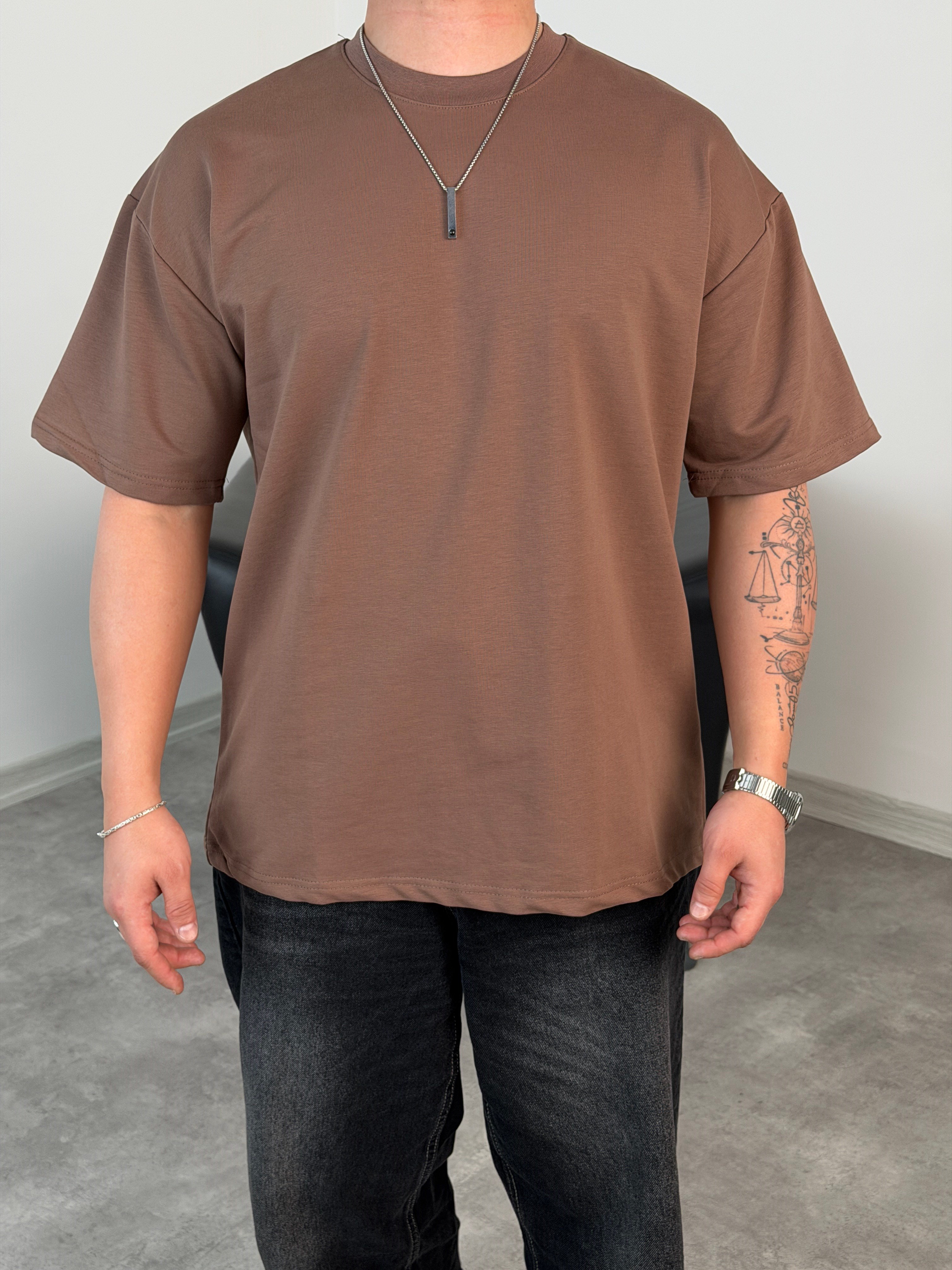 OVERSİZE GRAMAJLI BASİC TİŞÖRT ACI KAHVE