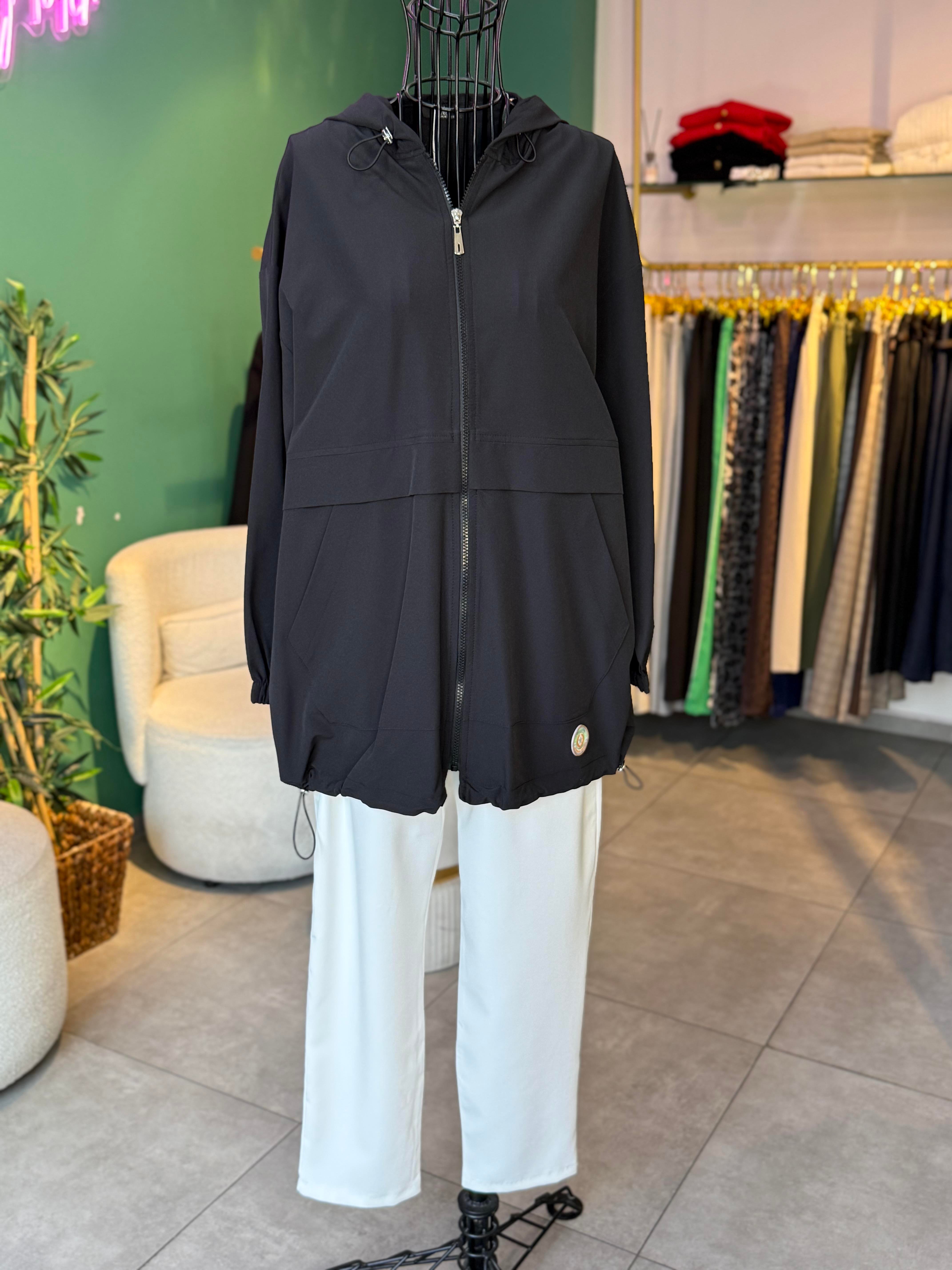 Aller Detaylı Oversize Siyah Bomber Ceket