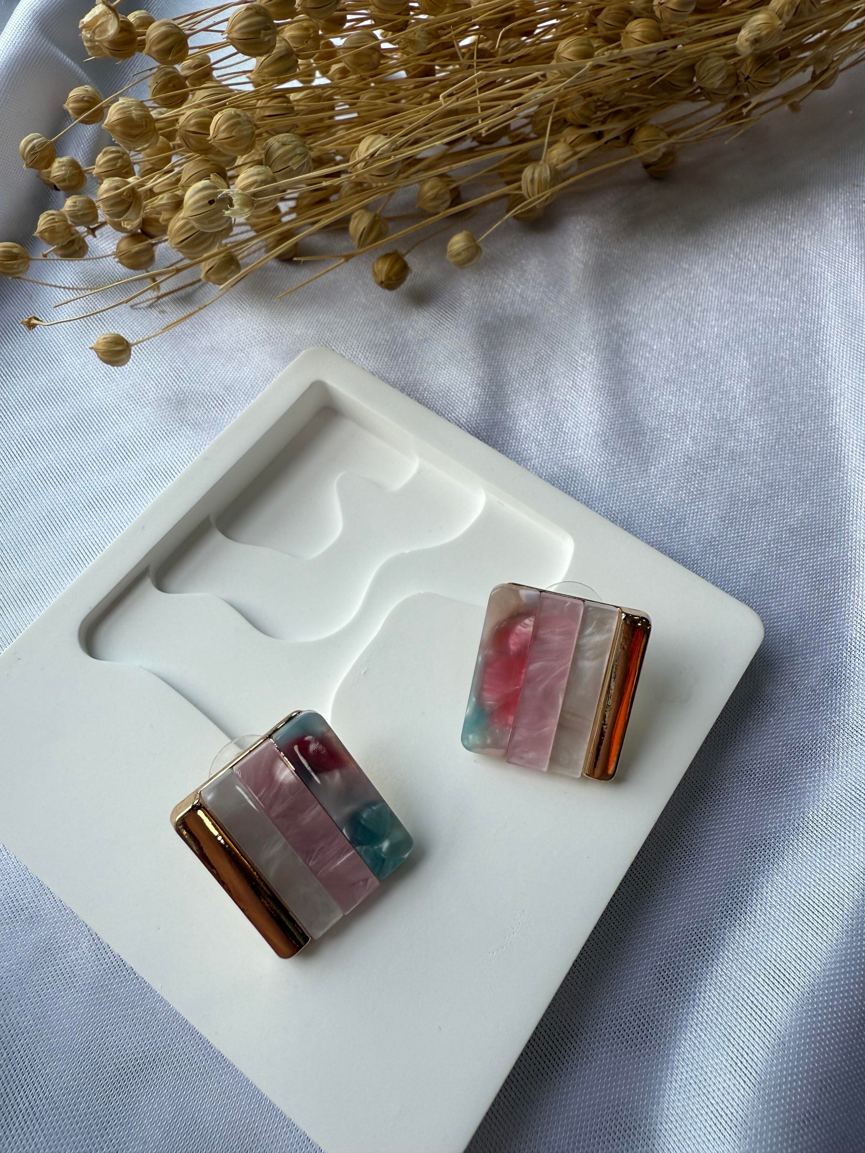 Aurora Pembe Küpe 