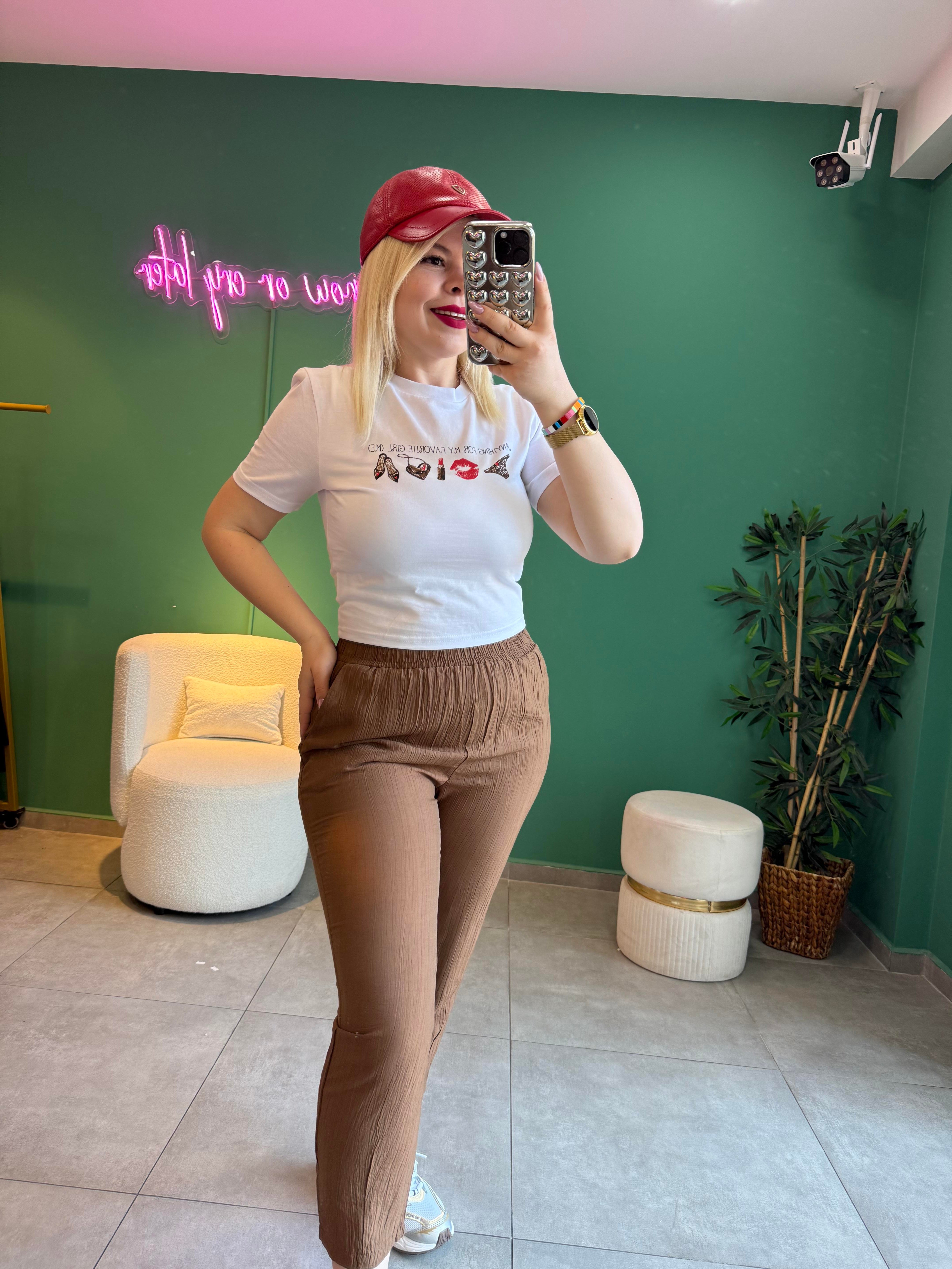 Beyaz Emojili Crop