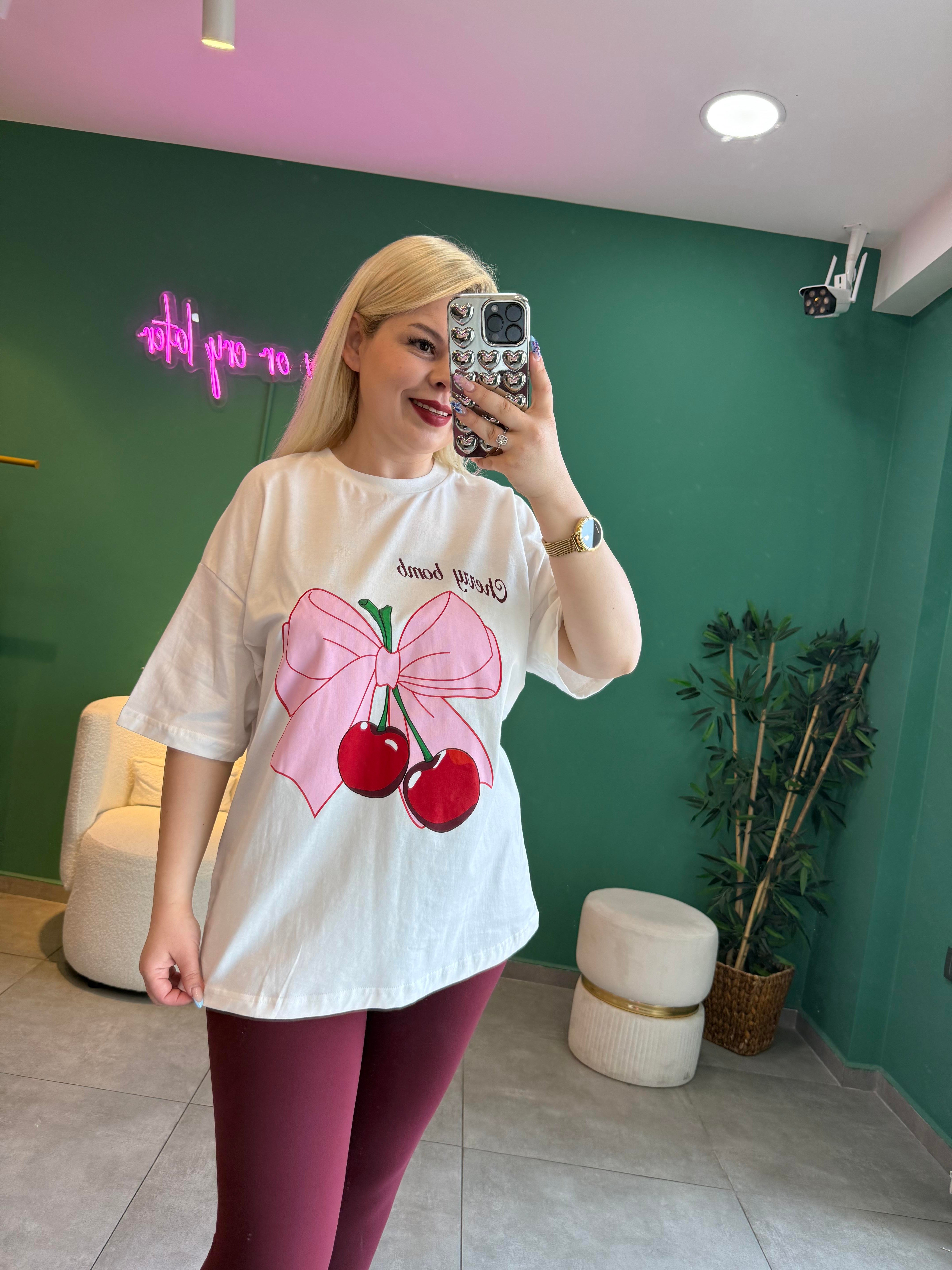 Cherry Bow Tişört