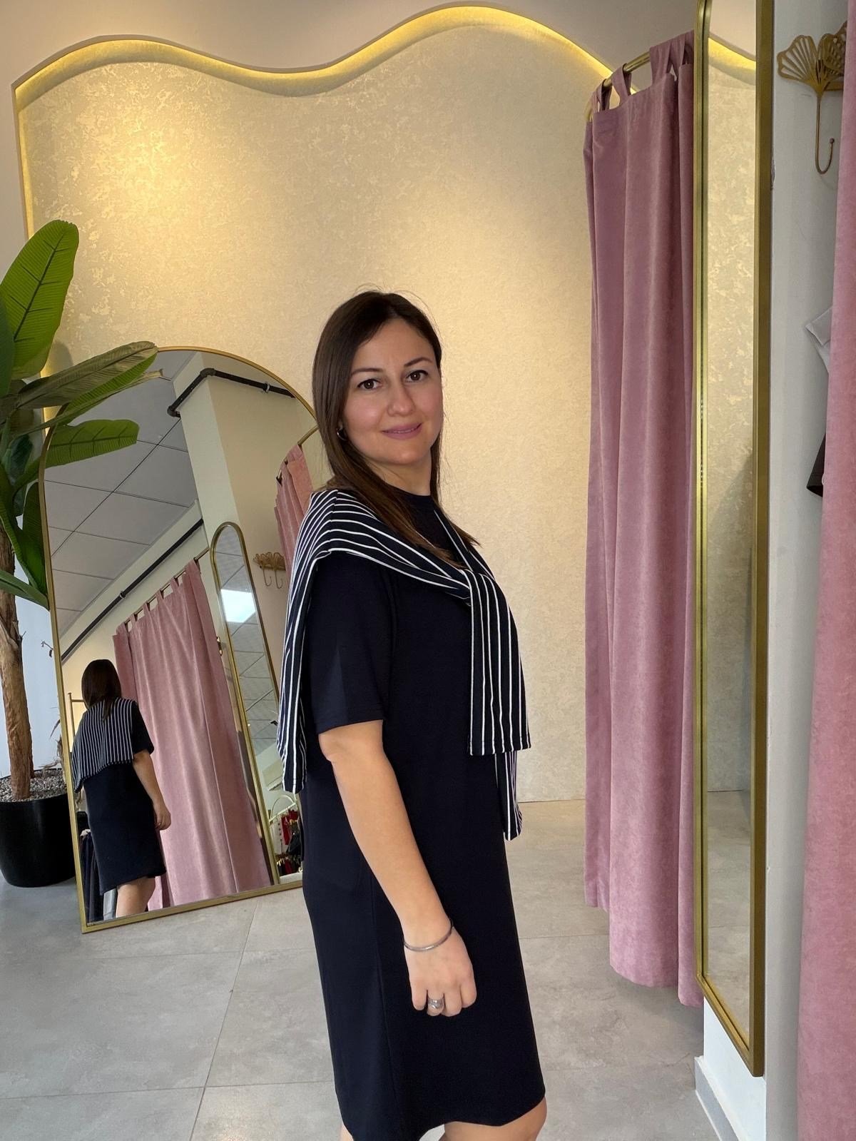 Çıkabilir Şal Detaylı Lacivert Modal Elbise