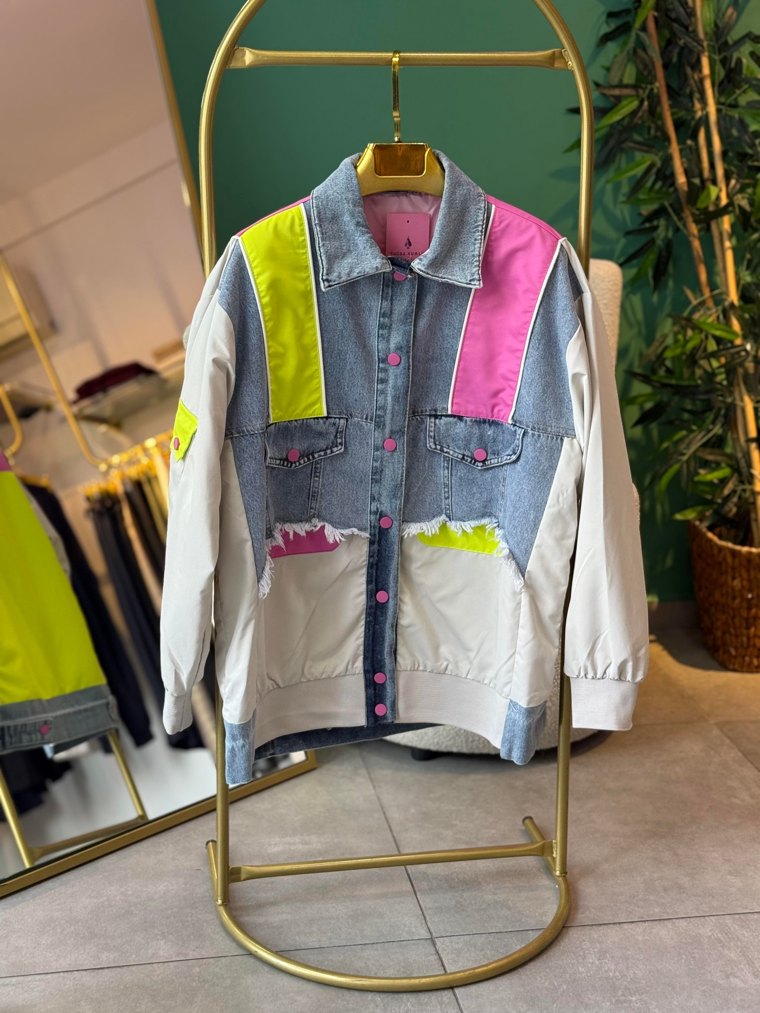 Denim Detaylı Tasarım Pembe Bomber Ceket