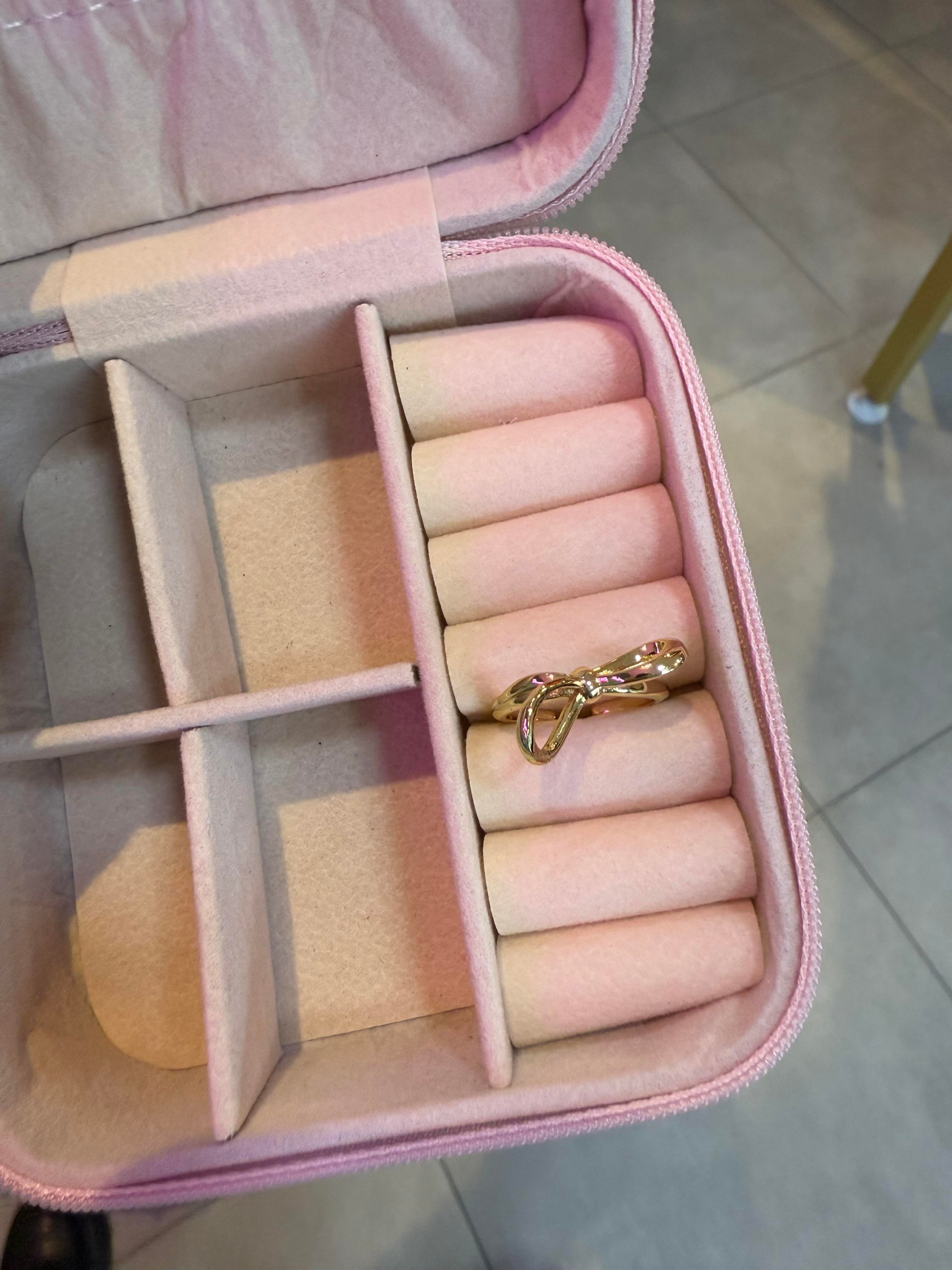 Gold Fiyonk Yüzük