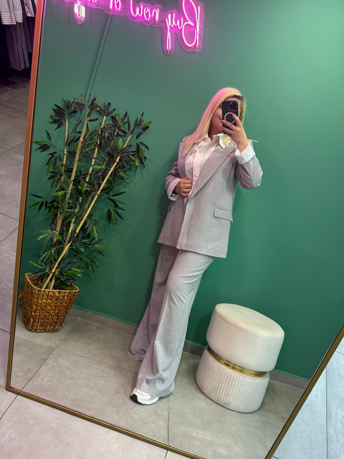 Gri Blazer Ceketli Üçlü Takım