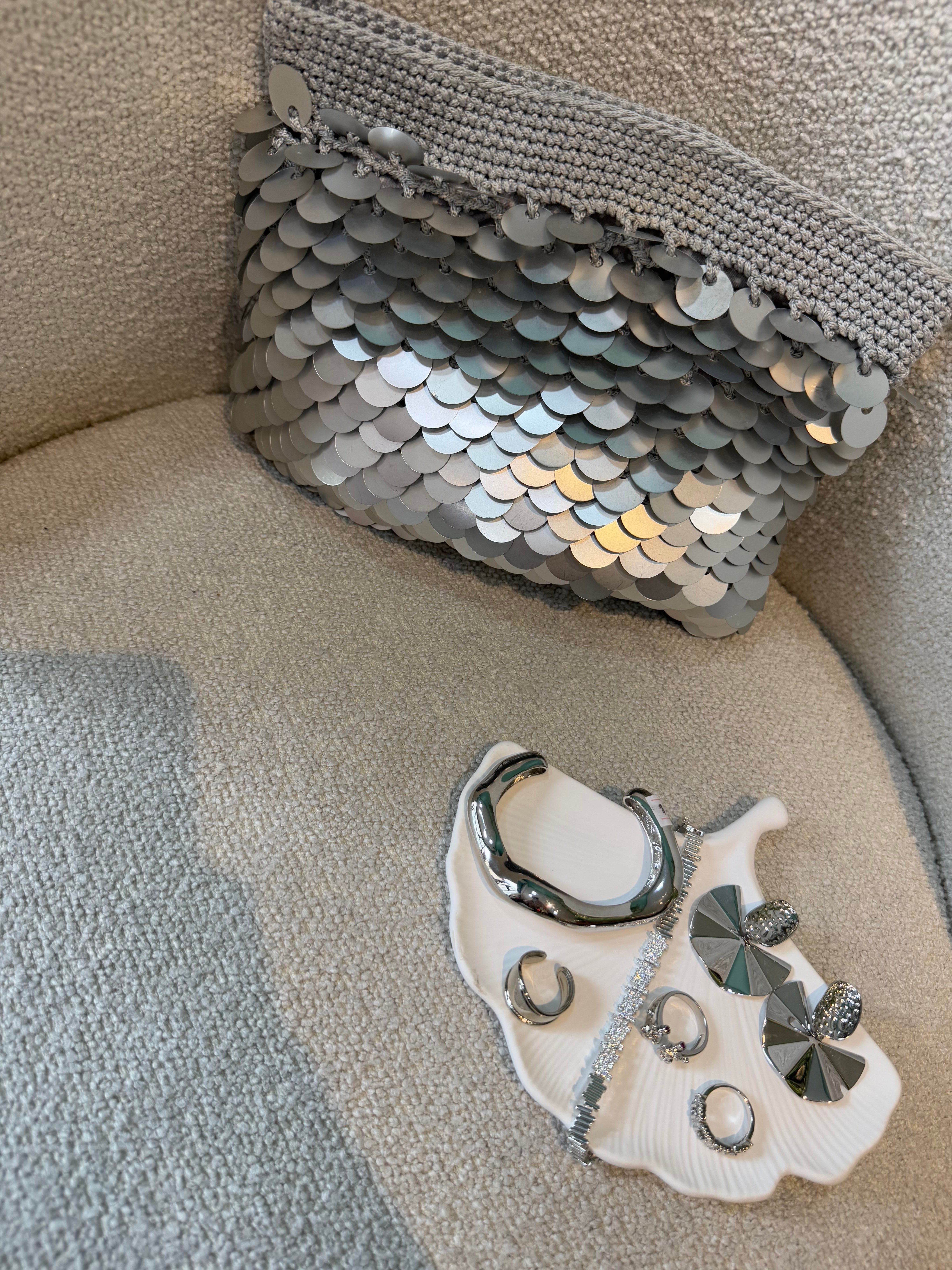 Gümüş Pullu Clutch Çanta