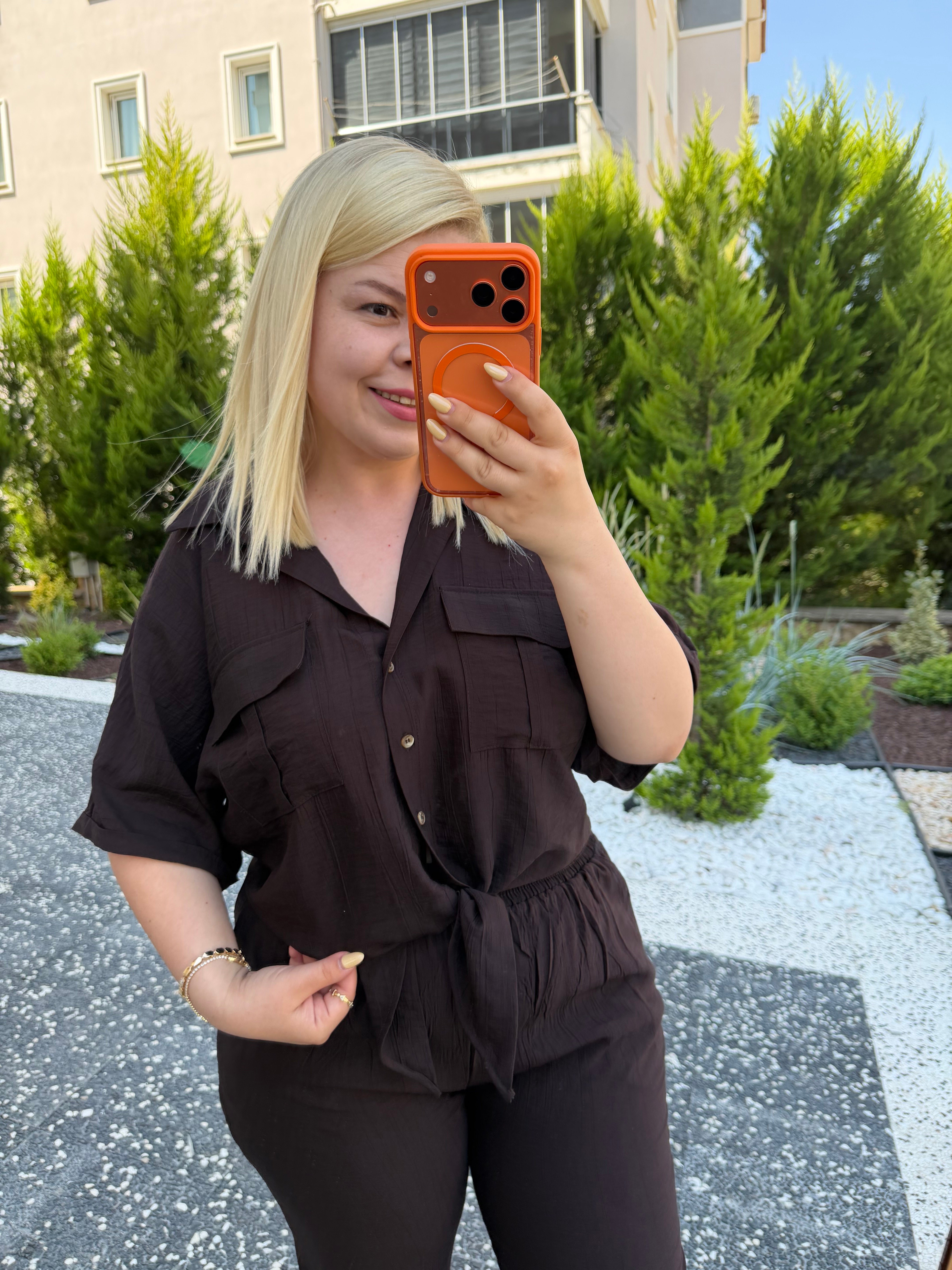 Kahve Cepli Kısa Kol Bağlamalı Gömlek