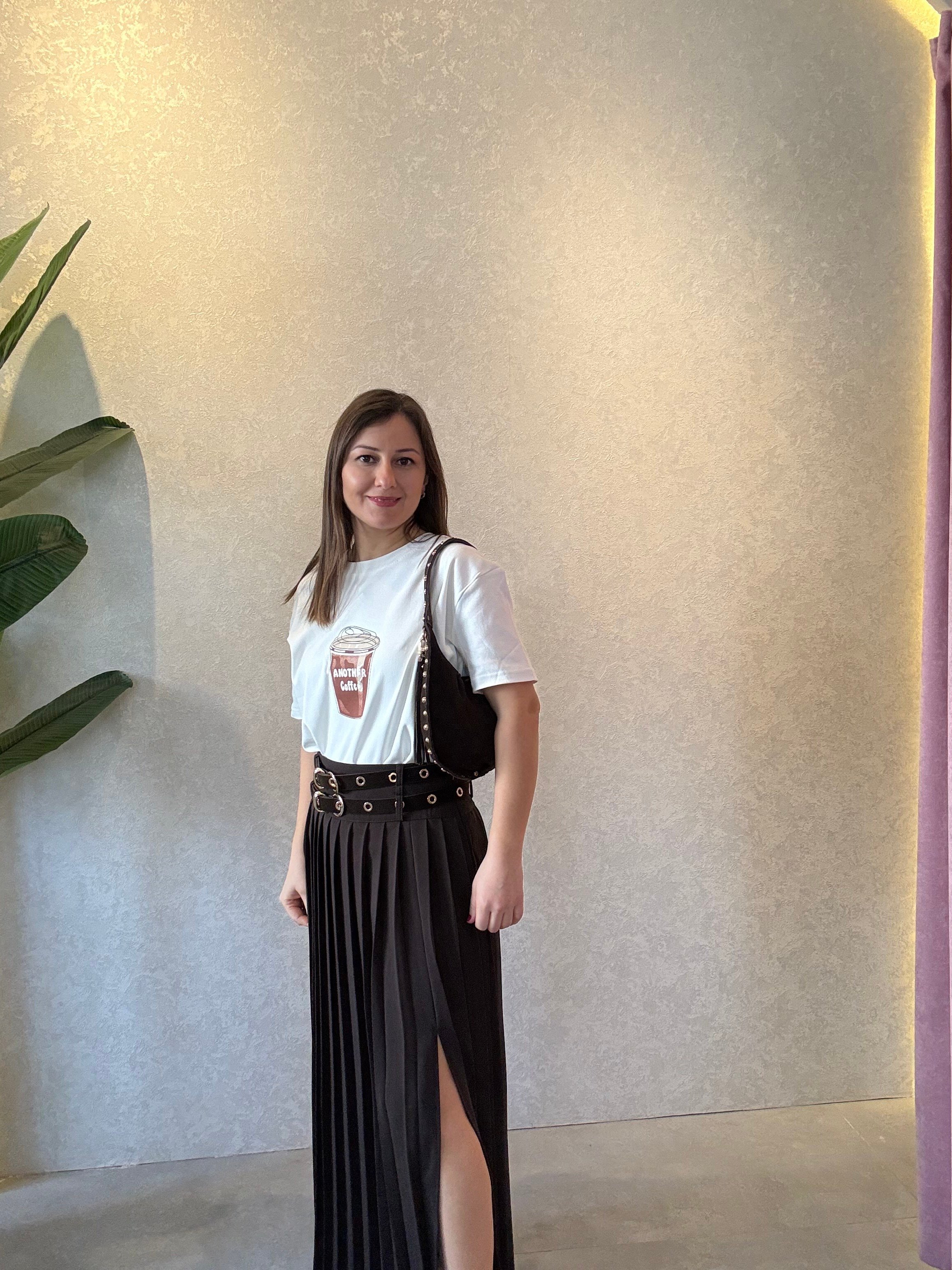 Kahve Kemerli Pliseli Etek