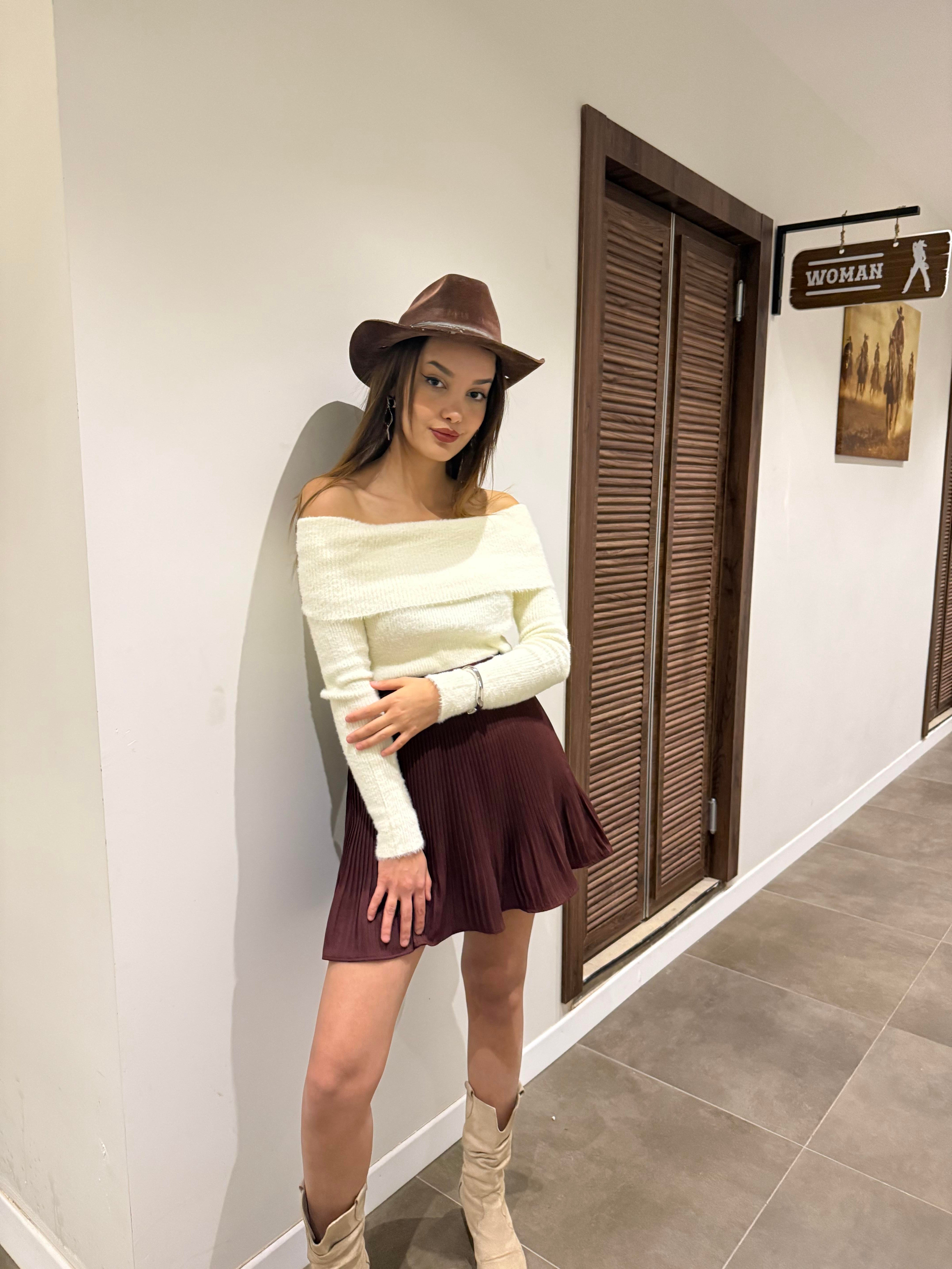 Kahve Pileli İçi Kendinden Şortlu Etek