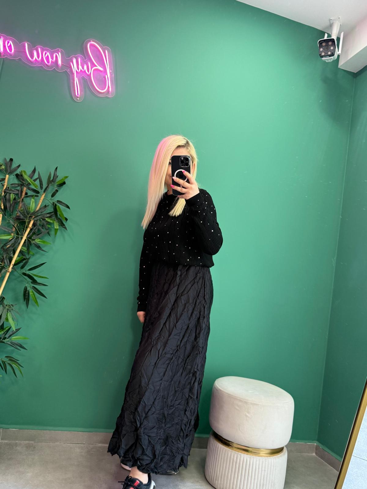 Kırışık Görünümlü Maxi Boy Siyah Saten Etek